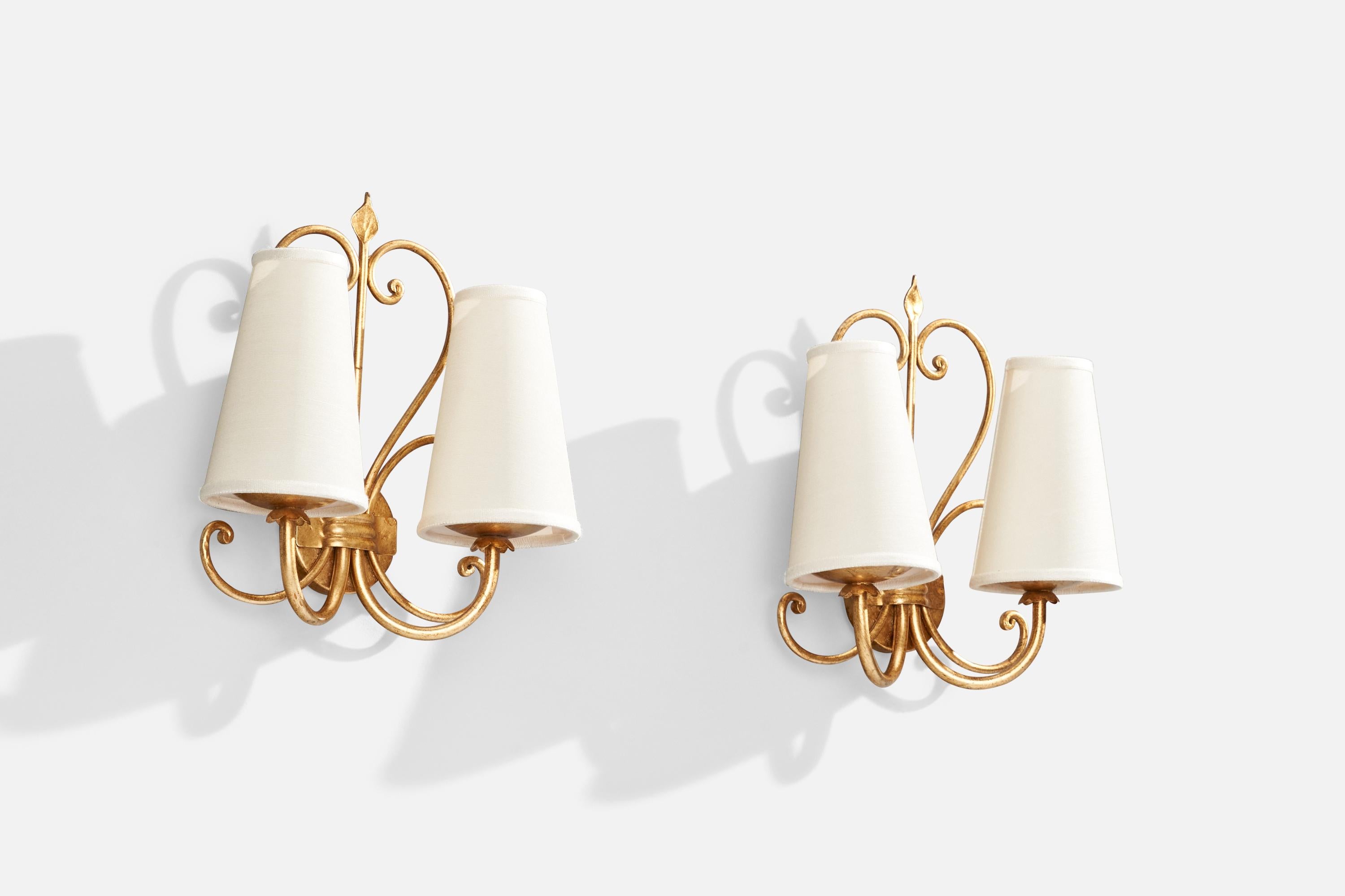 Mid-Century moderno Designer francese, lampade da parete, metallo, tessuto, Francia, anni '1950 in vendita