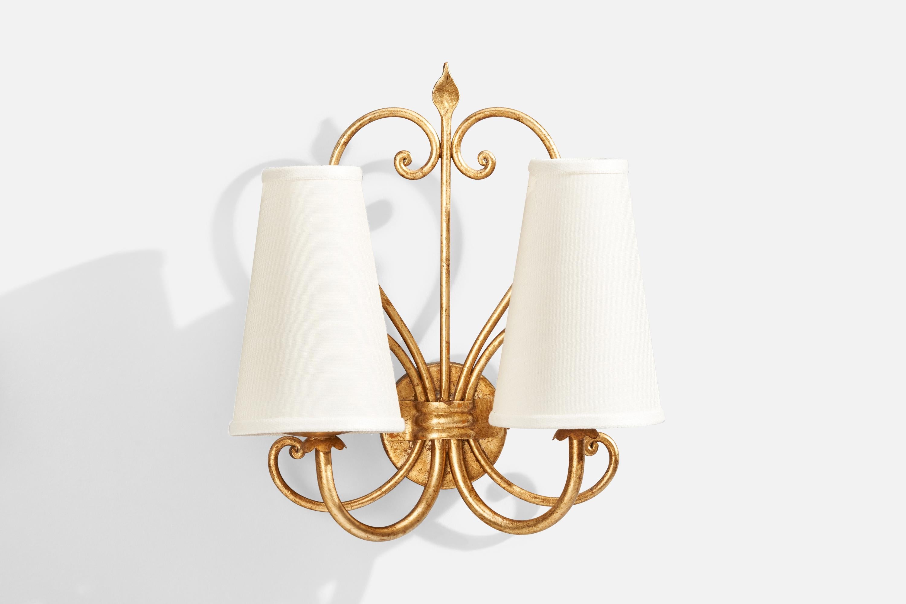 Francese Designer francese, lampade da parete, metallo, tessuto, Francia, anni '1950 in vendita