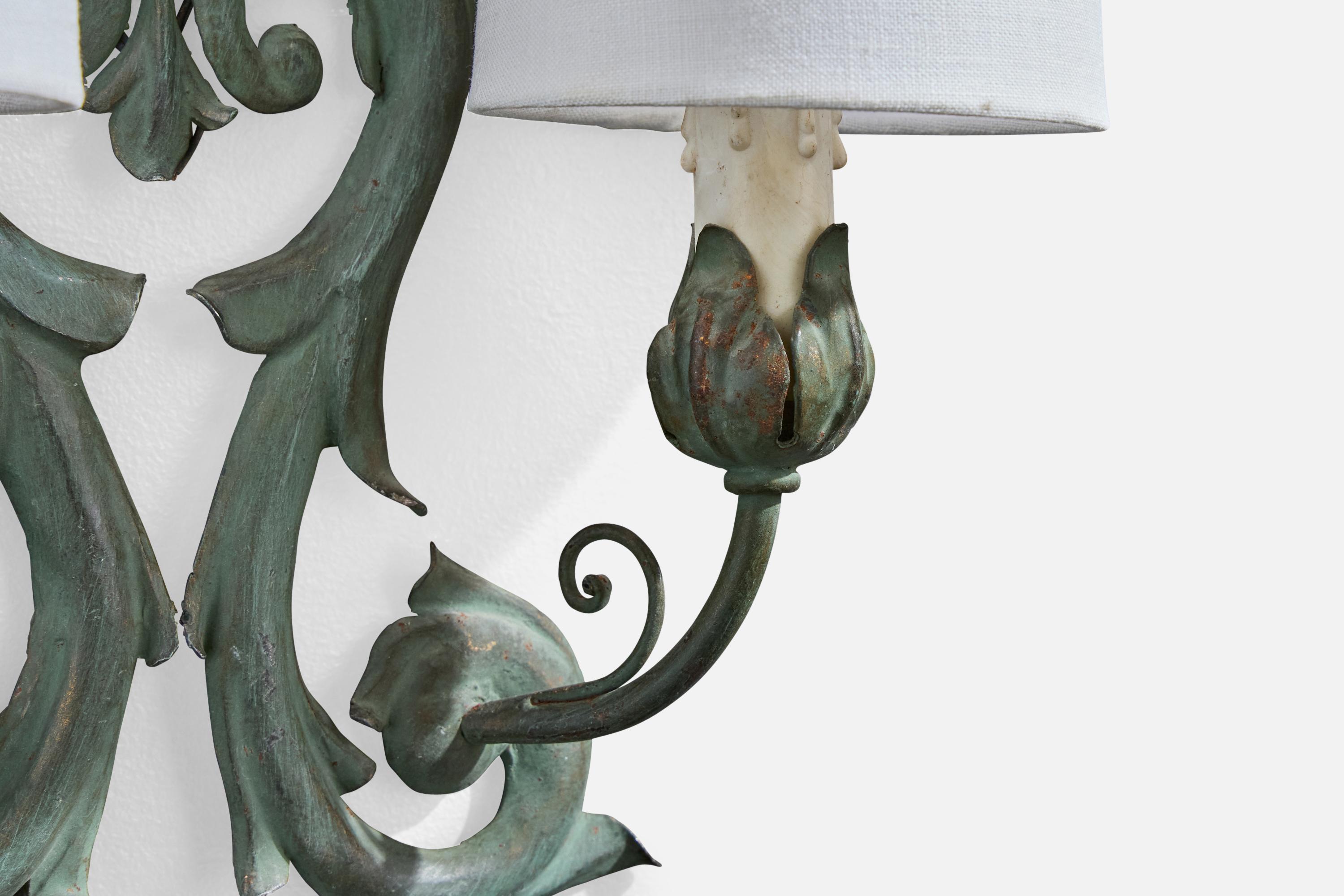 Designer francese, lampade da parete, metallo, tessuto, Francia, anni '1950 in vendita 1