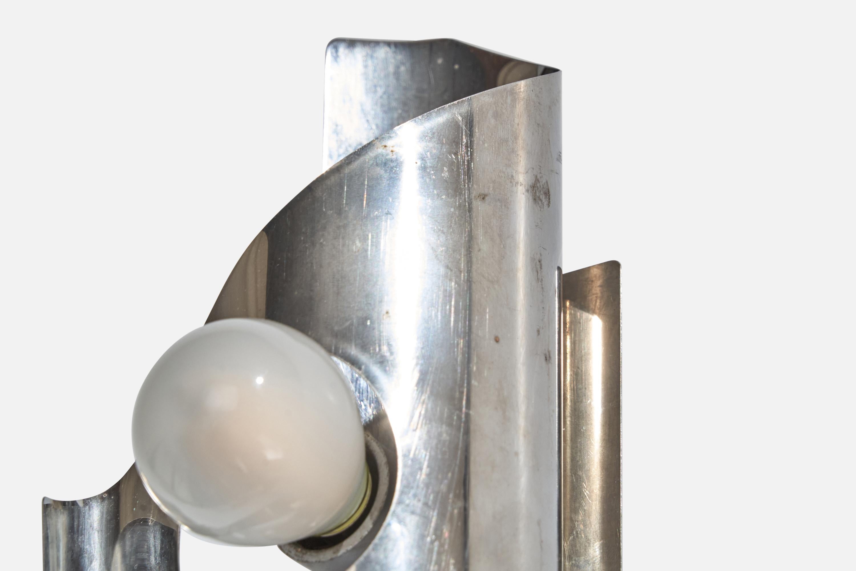 French Designer, Wall Lights, Metal, France, 1970s For Sale 6