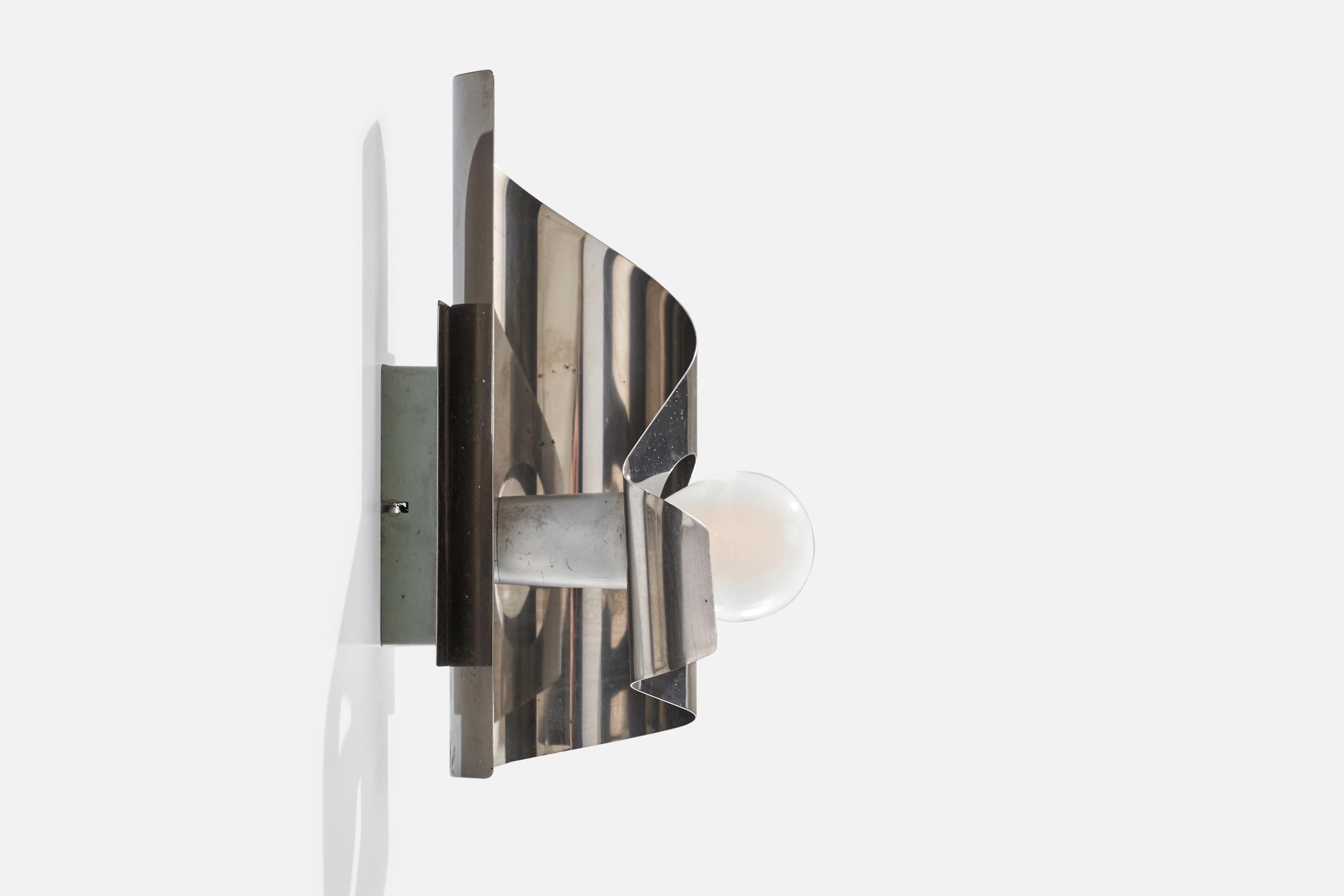 French Designer, Wall Lights, Metal, France, 1970s For Sale 1
