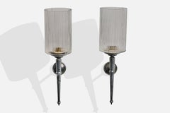 Französischer Designer, Wandleuchten, Metall, Glas, Frankreich, 1950er Jahre