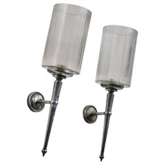 Französischer Designer, Wandleuchten, Metall, Glas, Frankreich, 1950er Jahre