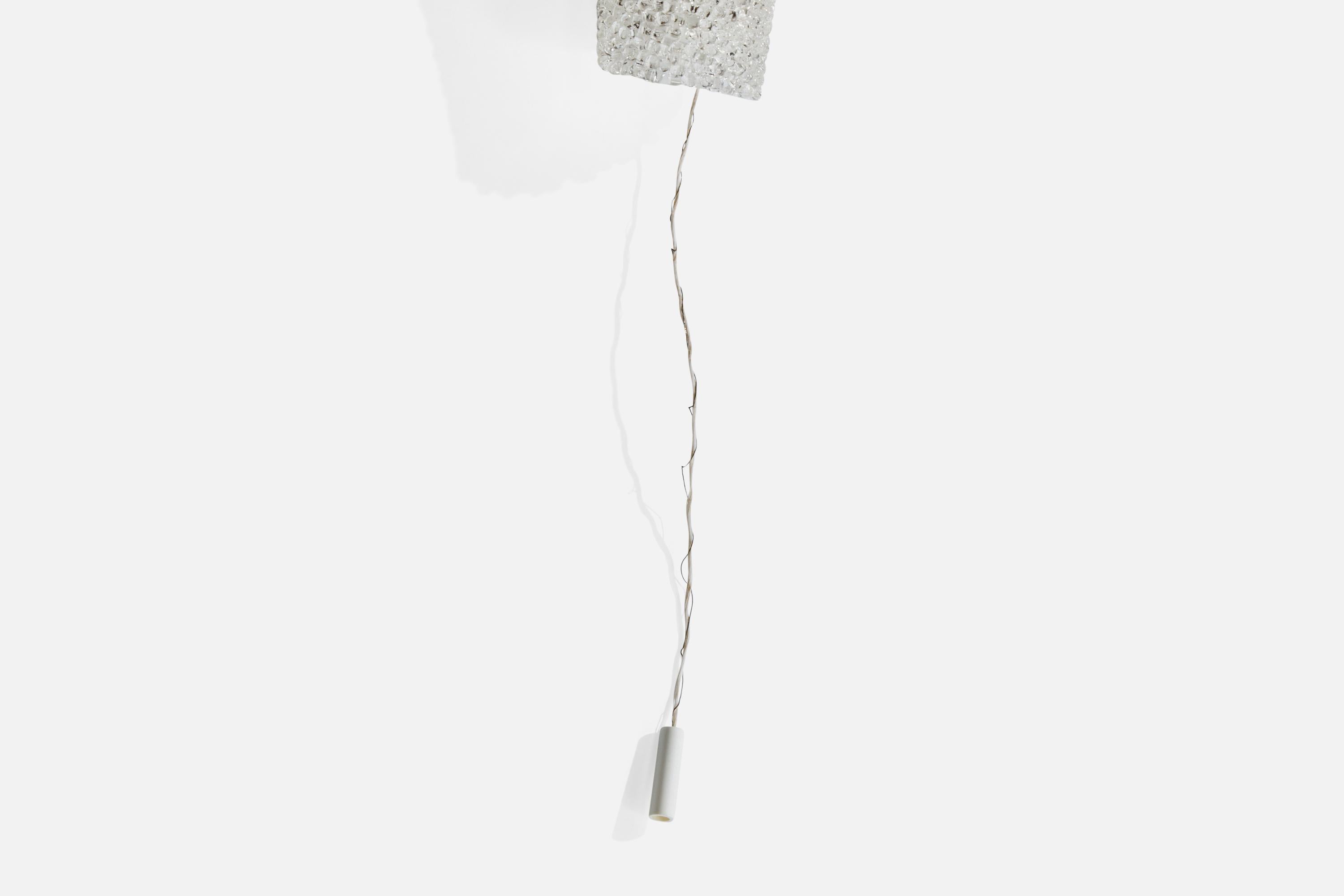 Französischer Designer, Wandleuchten, Kunstharz, Messing, Frankreich, 1960er Jahre im Angebot 5