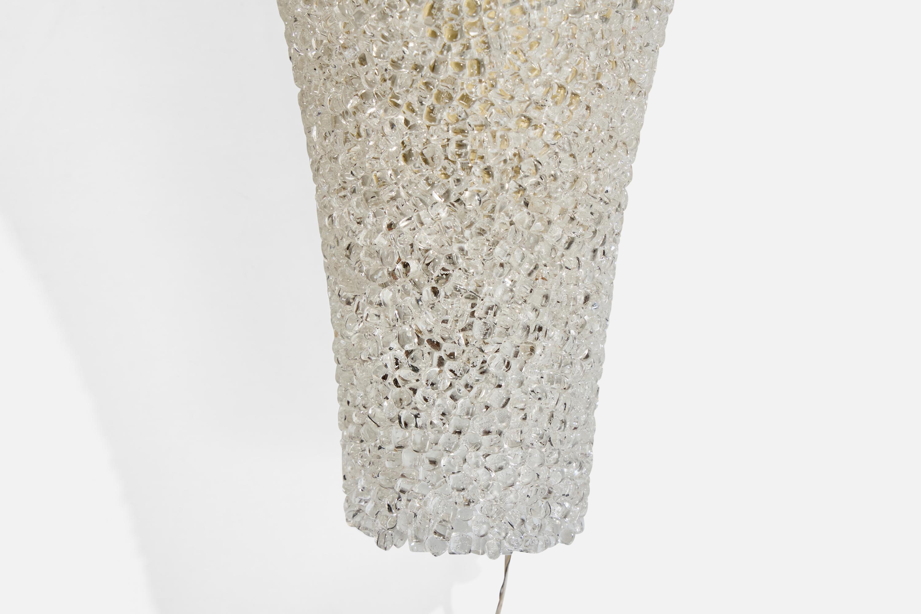 Französischer Designer, Wandleuchten, Kunstharz, Messing, Frankreich, 1960er Jahre im Angebot 4