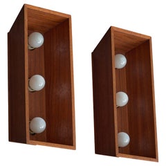 Französischer Designer, Wandleuchten, Holz, Frankreich, 1950er Jahre