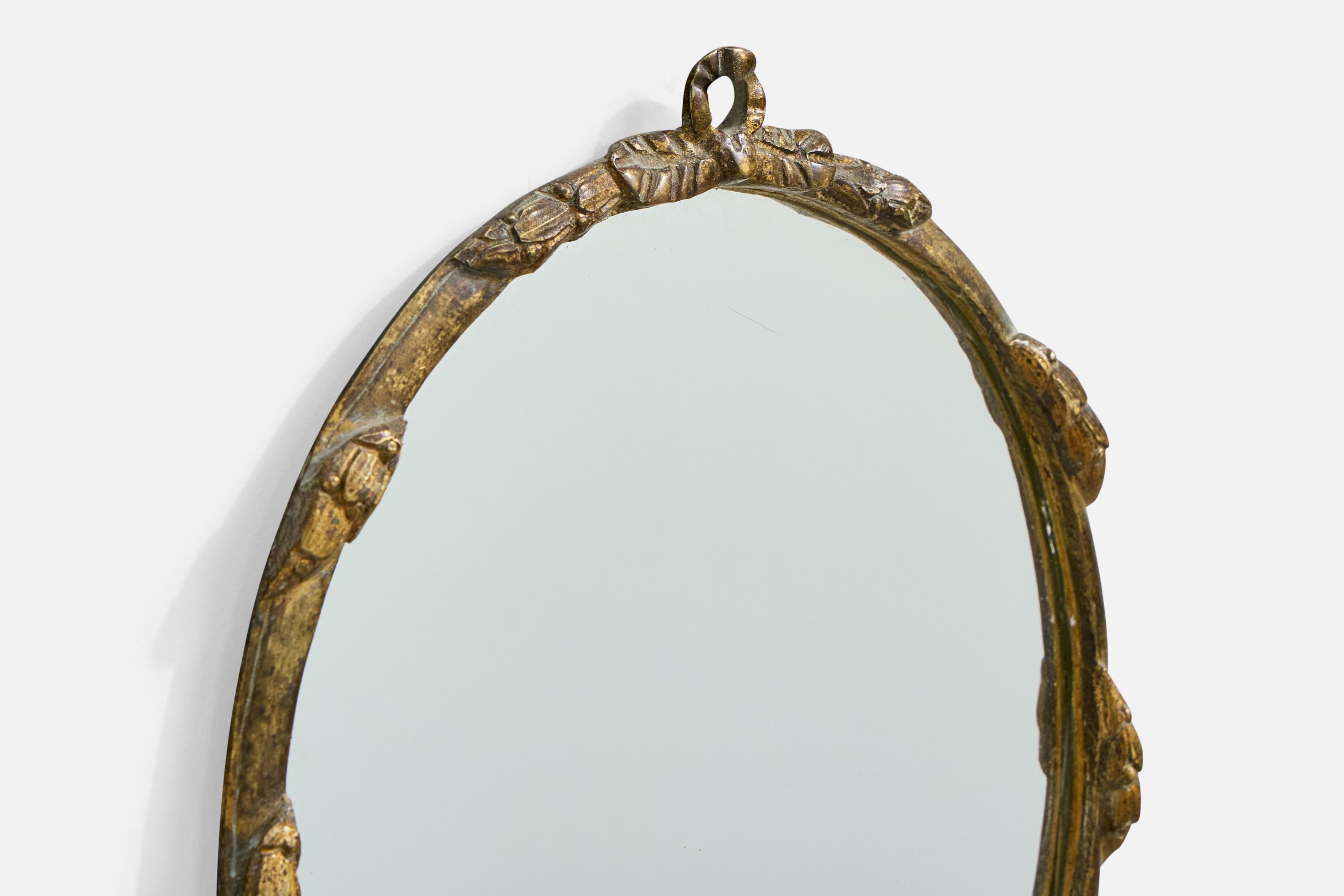 Français Miroir mural de designer français, laiton, France, années 1940 en vente