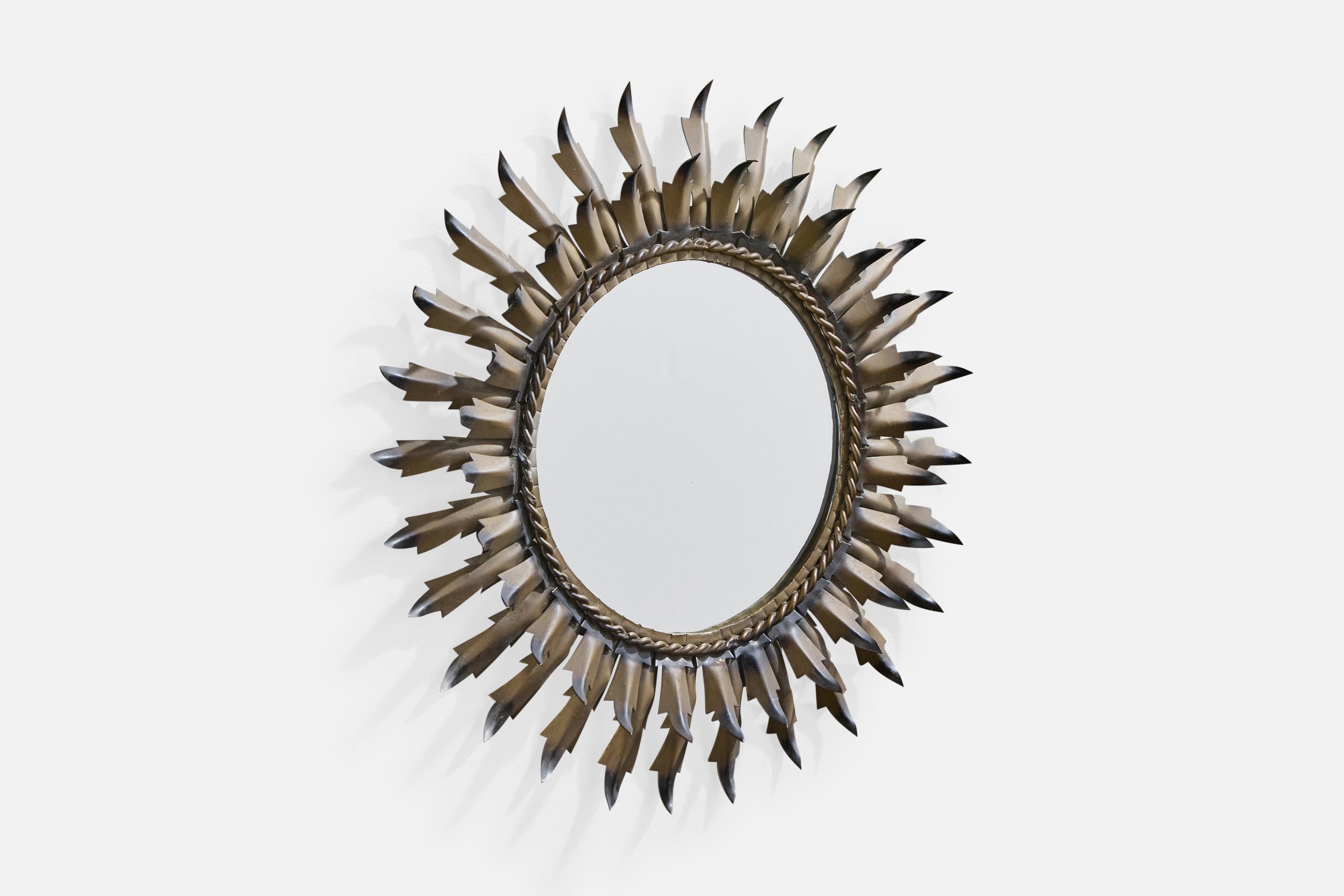 Französischer Designer, Wandspiegel, Metall, Frankreich, 1960er Jahre (Moderne der Mitte des Jahrhunderts) im Angebot