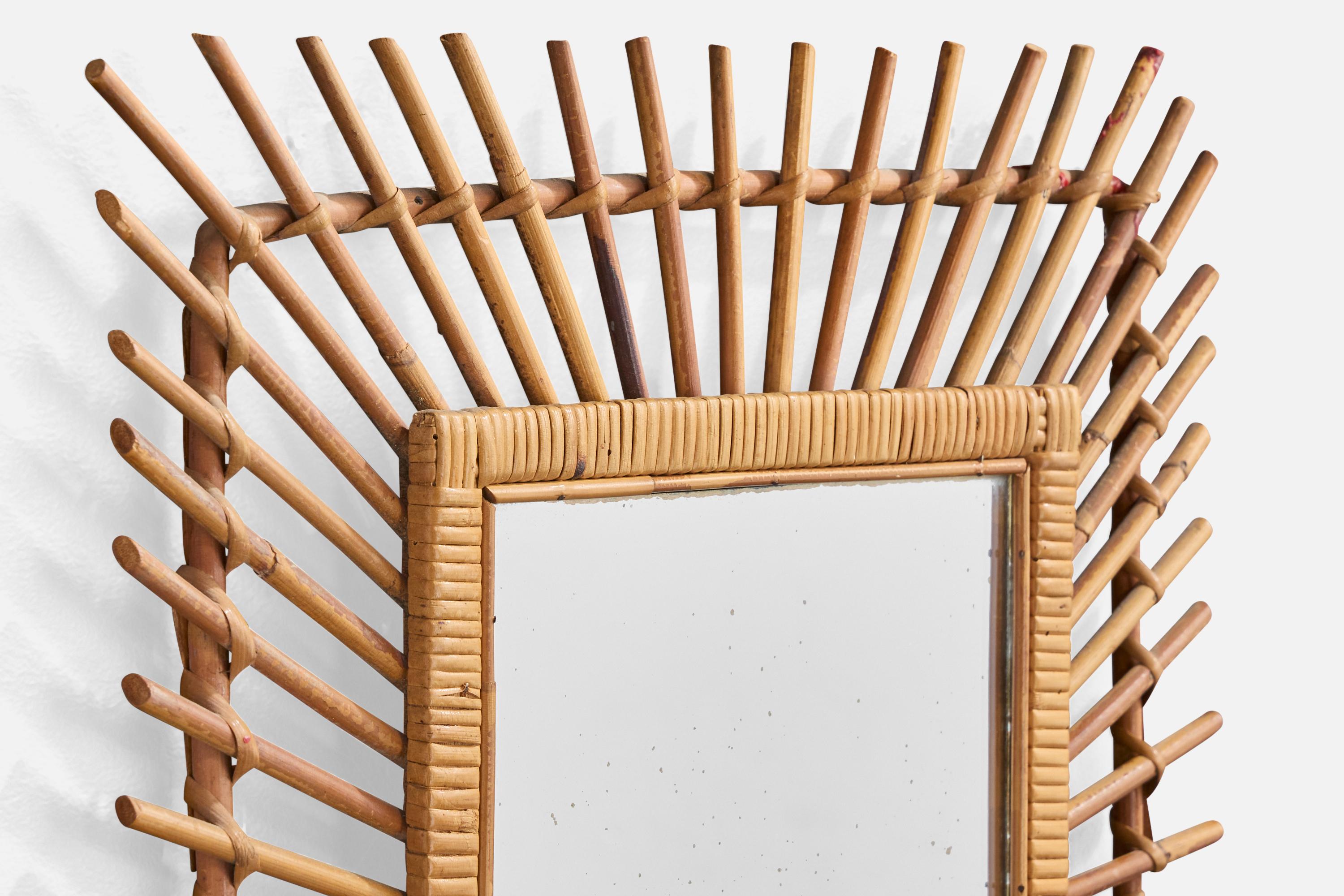 Francese Specchio da parete di design francese, rattan, Francia, anni '60 in vendita