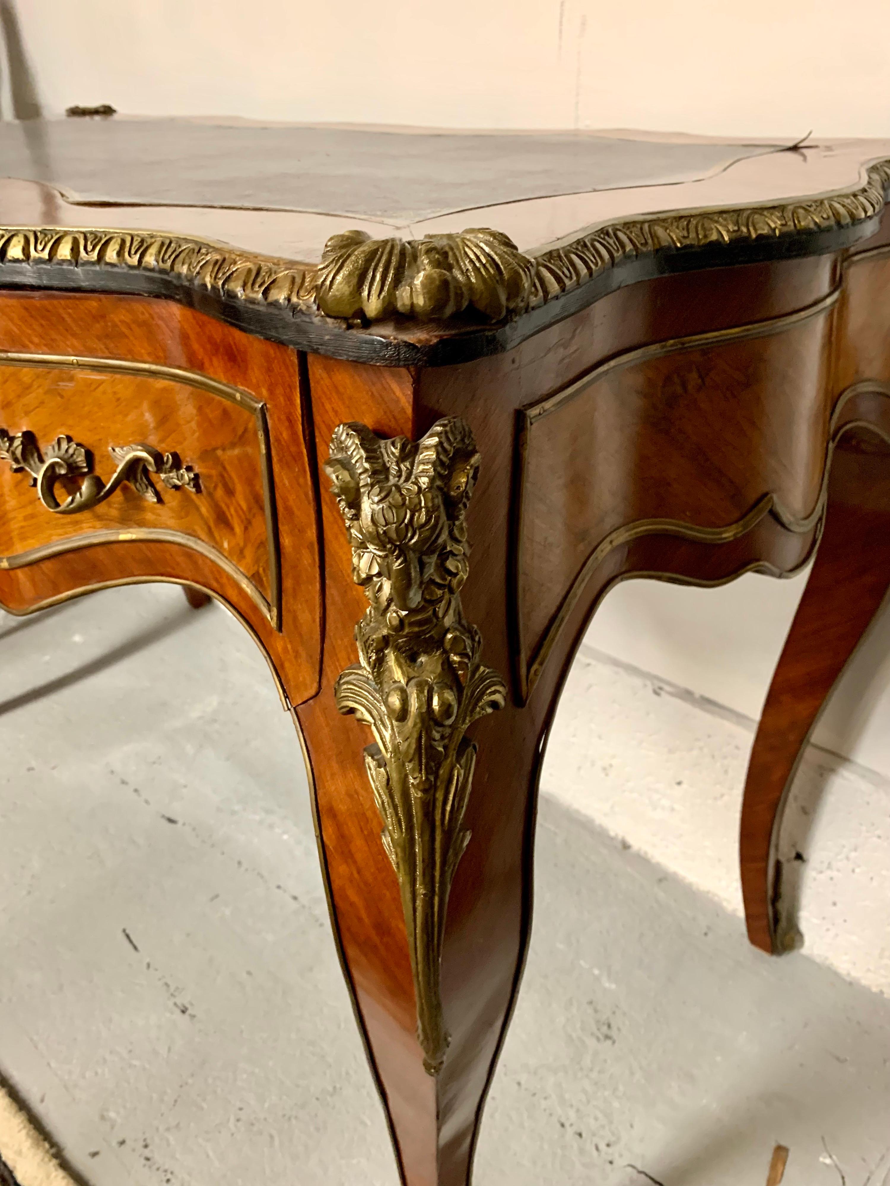 French Desk Bureau Plat with Bronze Ormolu Mounts In Good Condition In West Hartford, CT