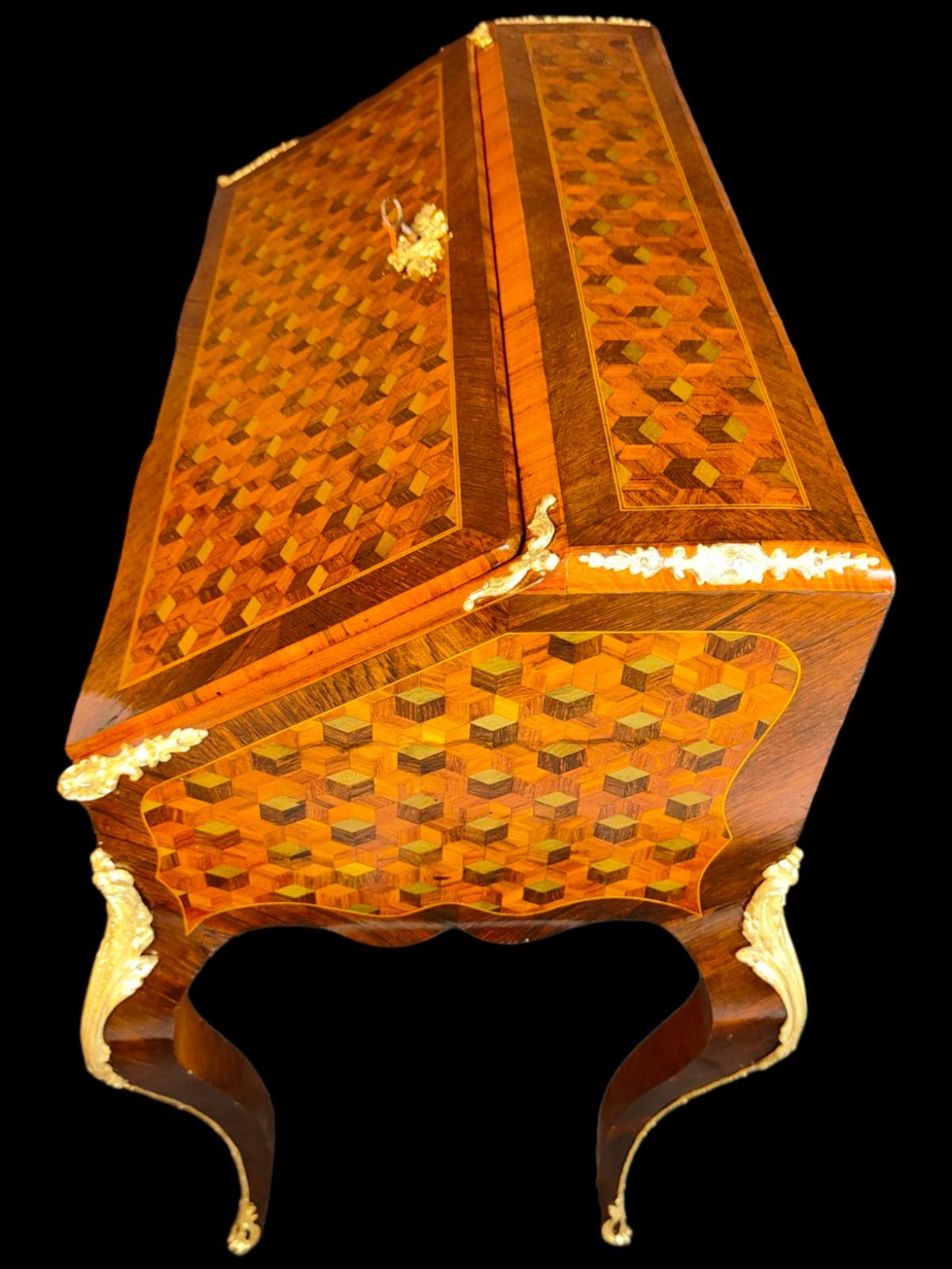 Wood FRENCH DESK WITH XIX CENTURY MARQUETRY ELEGANT 19th CENTURY  For Sale