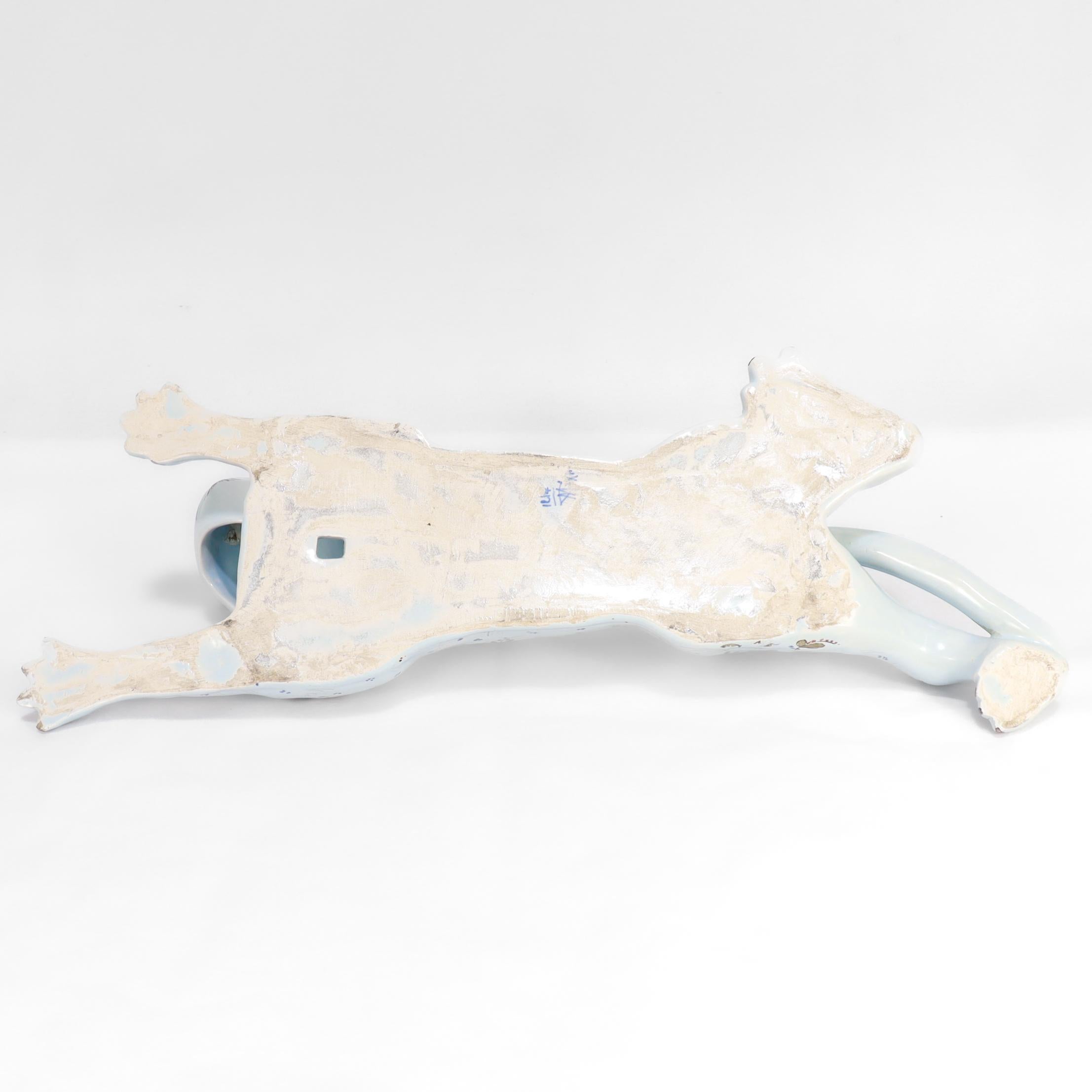 Jarrón o Bouquetière de pared en loza francesa de Desvres con forma de gato, de Geo Martel en venta 4