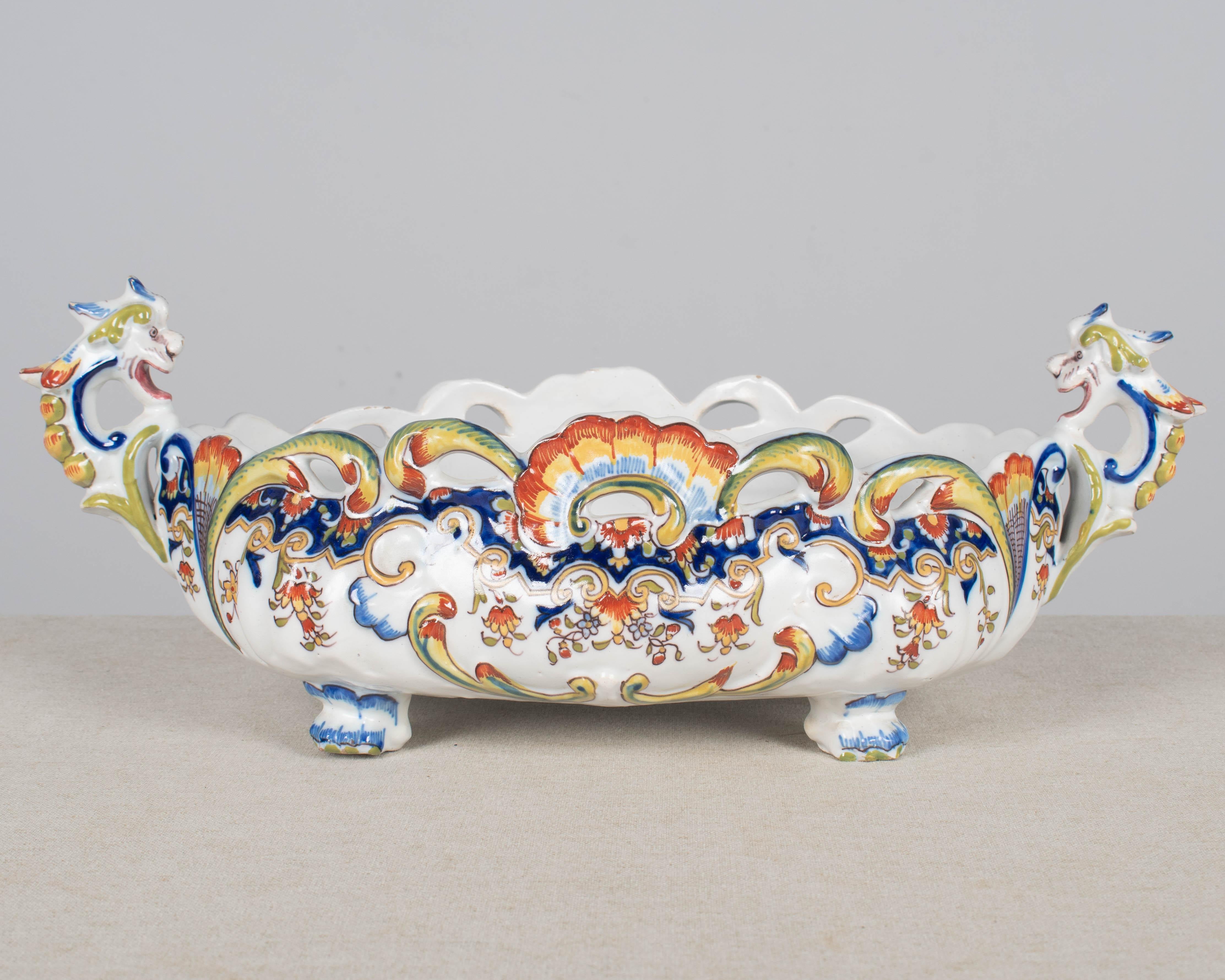 Francese Jardinière o Cachepot francese in faience Desvres in vendita