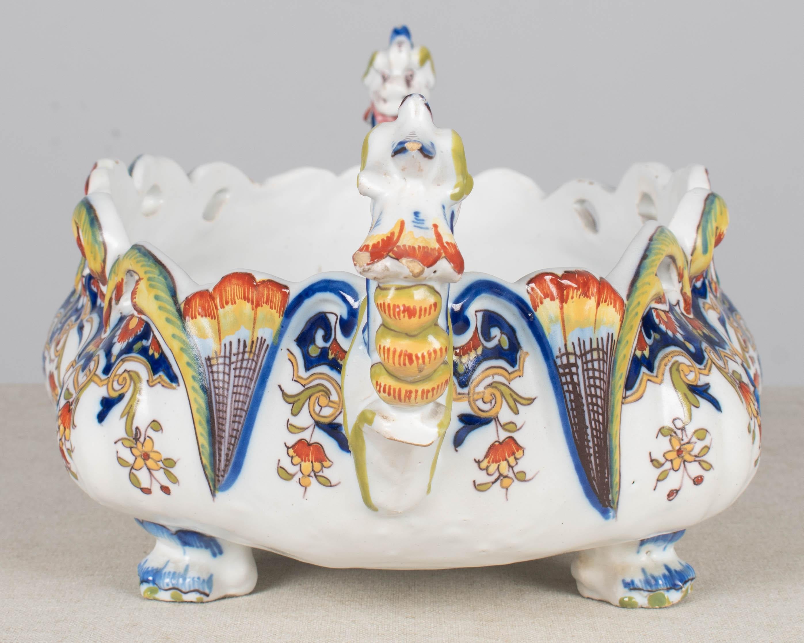 XX secolo Jardinière o Cachepot francese in faience Desvres in vendita