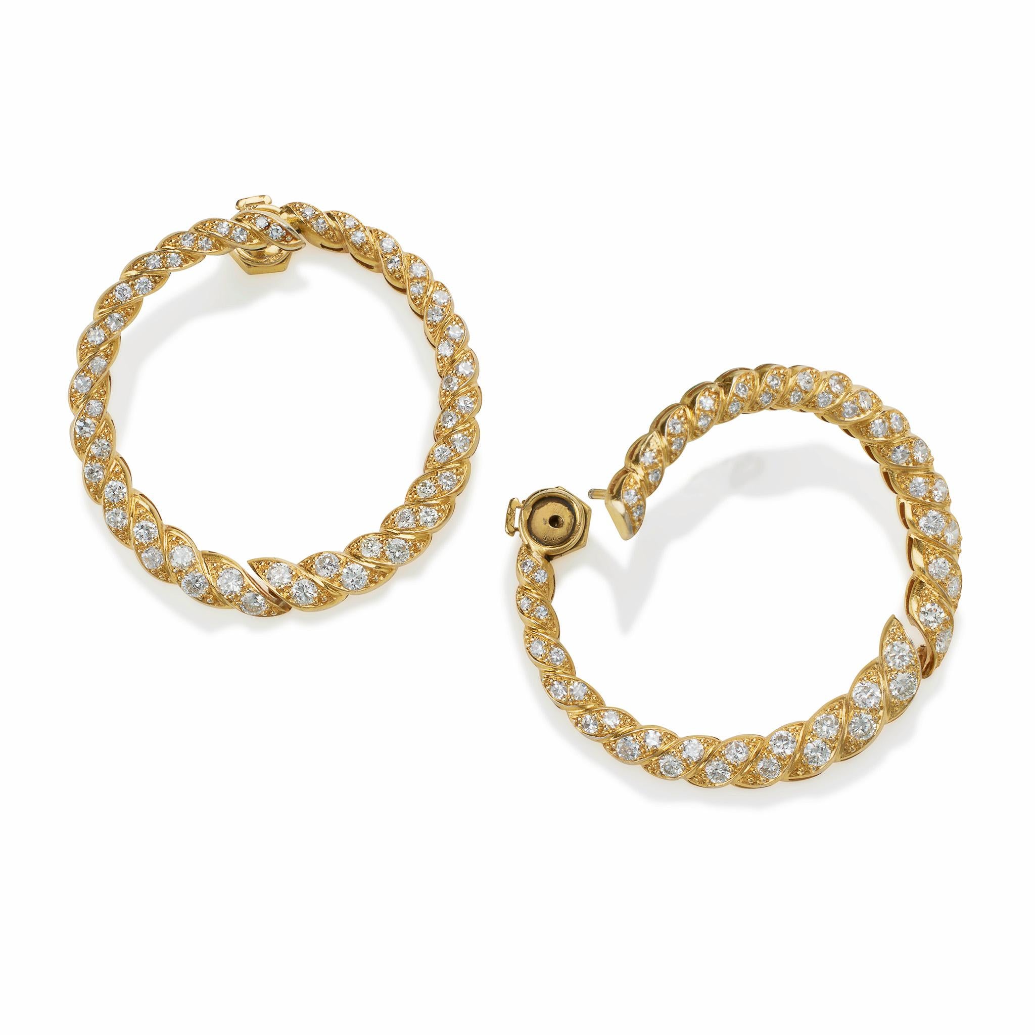 French Diamond Hoop Earrings In Excellent Condition For Sale In New York, NY