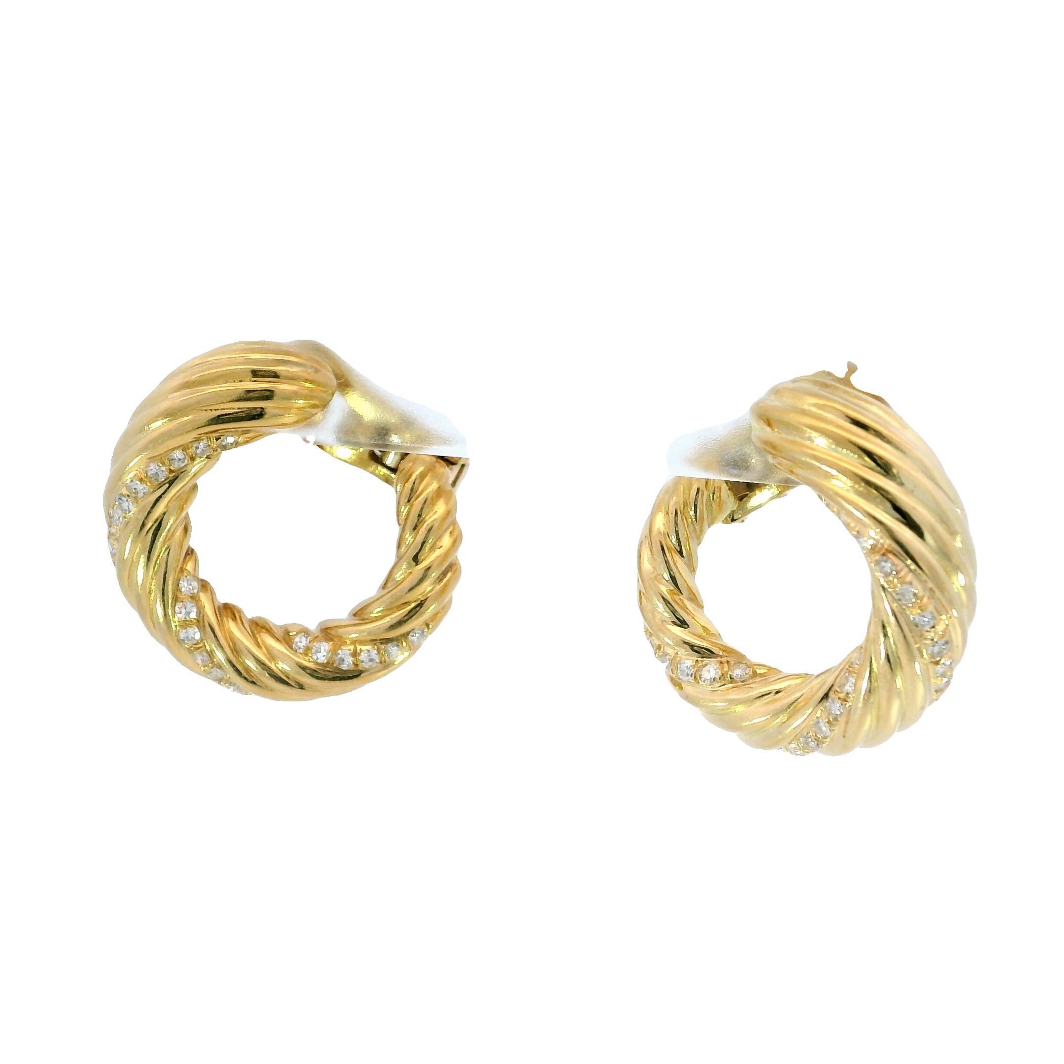Créoles en or jaune 18K avec diamants français Vintage Clip-Ons Bon état - En vente à Fairfield, CT
