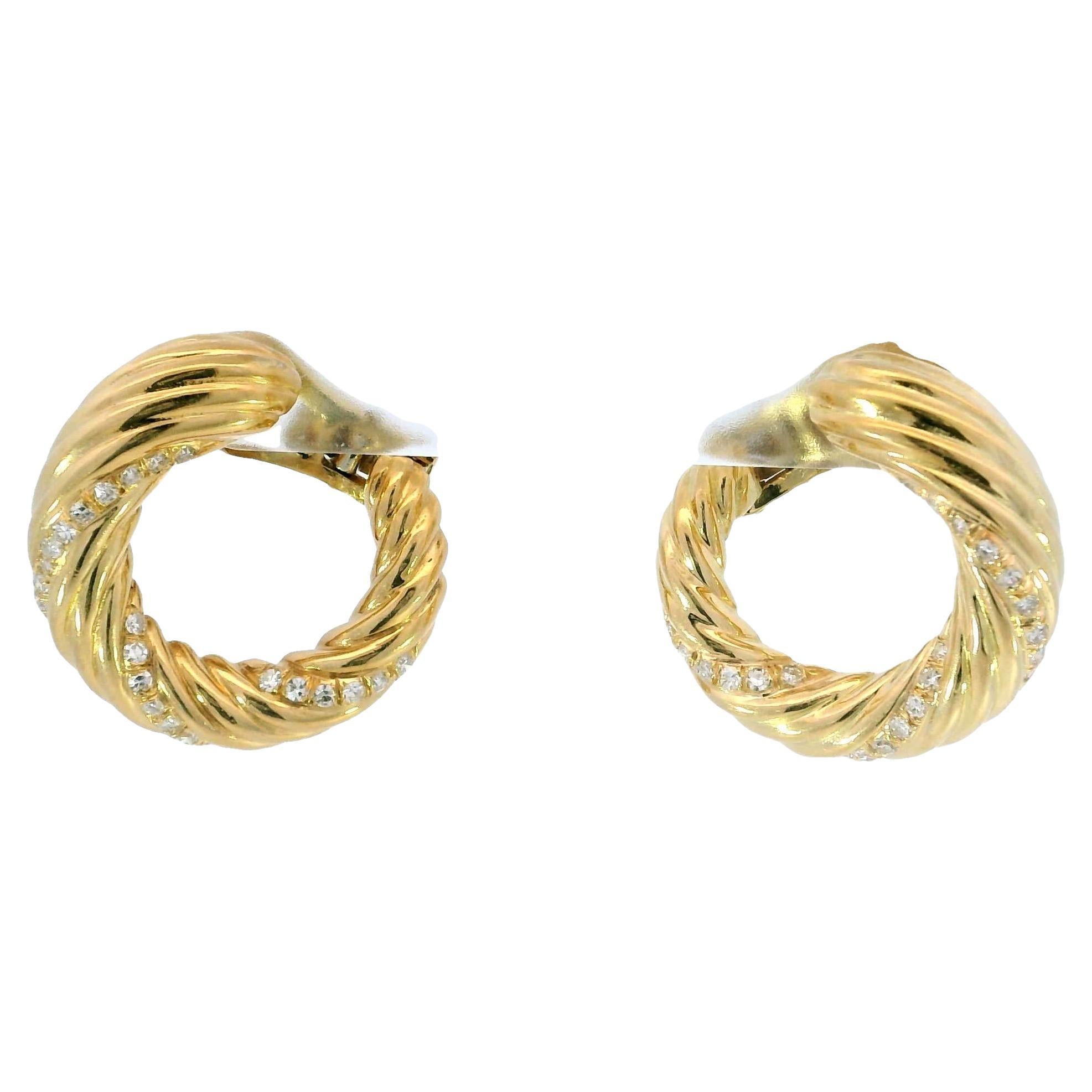 Créoles en or jaune 18K avec diamants français Vintage Clip-Ons en vente