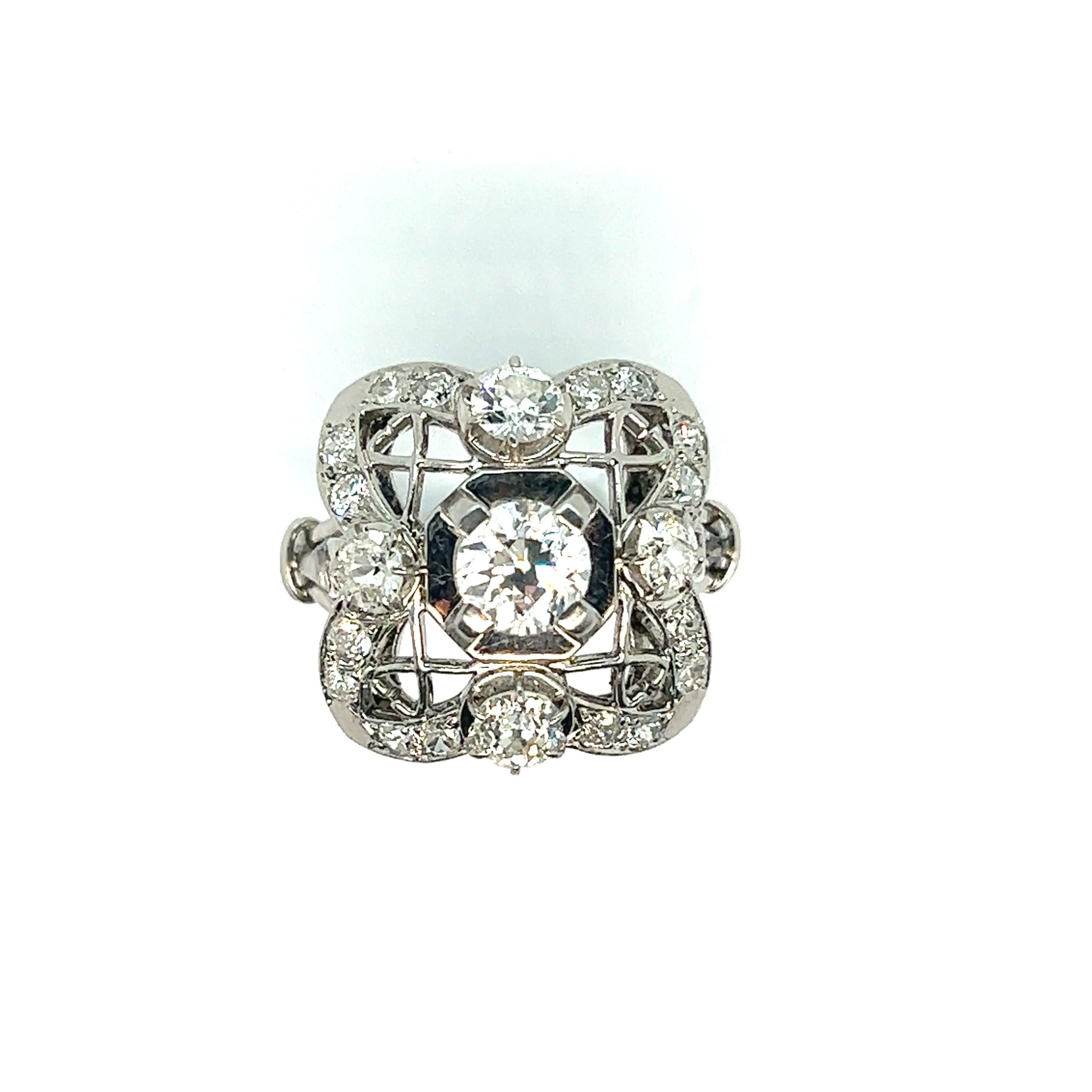 Art Deco French Diamond Ring Platinum For Sale 1