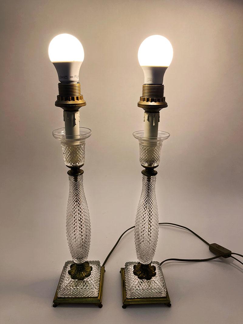 Français Lampes de table françaises en forme de diamant en cristal taillé, 1970 en vente