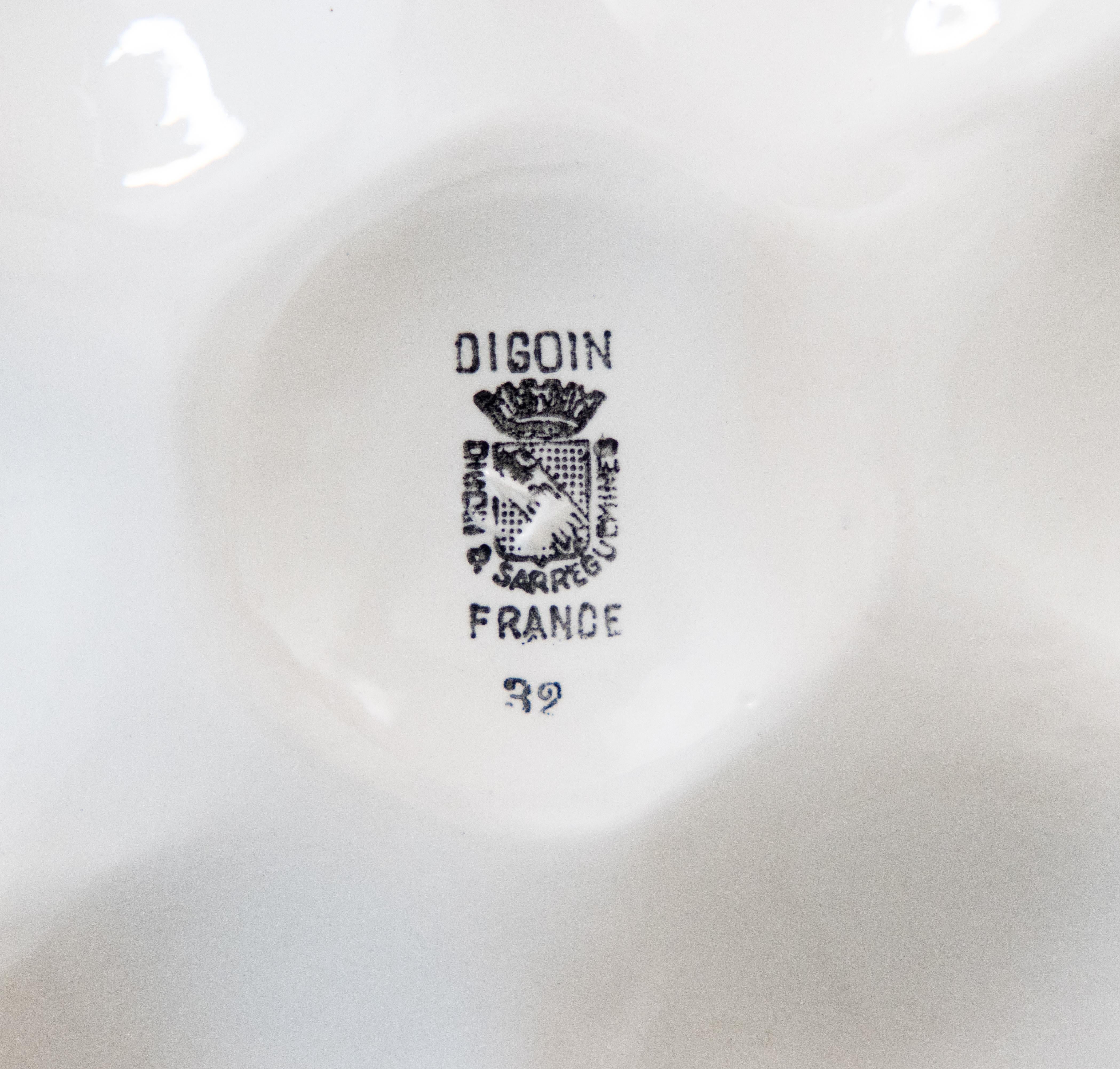 Metà XX secolo Piatto da ostrica in maiolica francese di Digoin & Sarreguemines, CIRCA 1930 in vendita