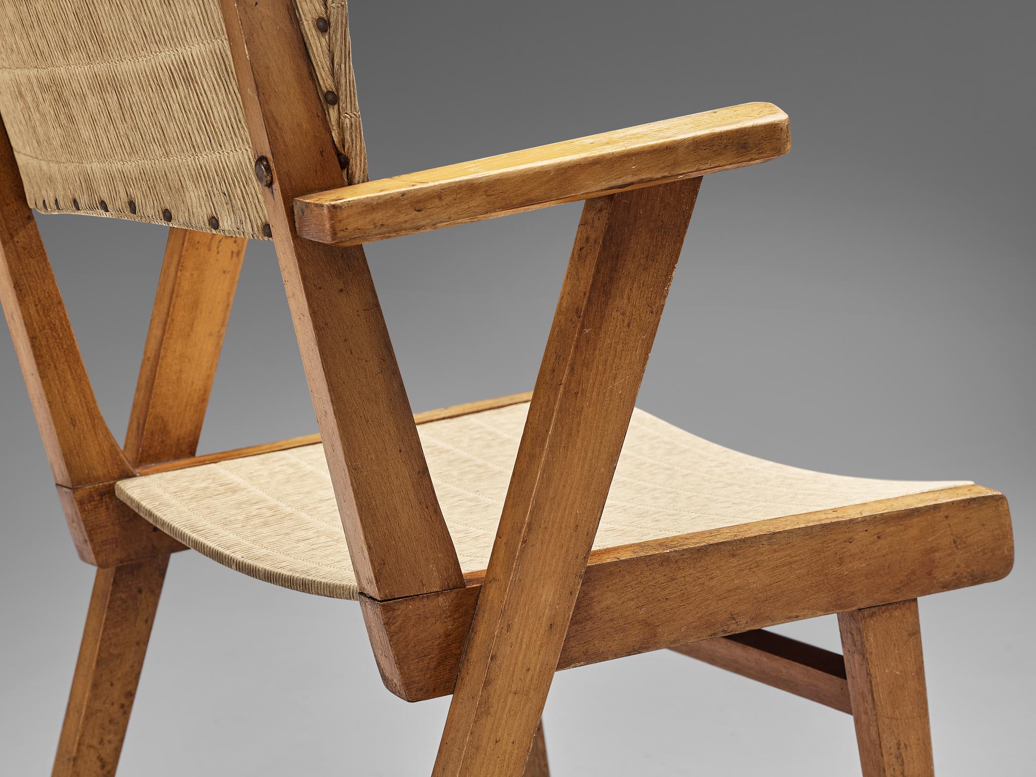 French Dining Chairs in Reed Vinyl and Wood For Sale 3