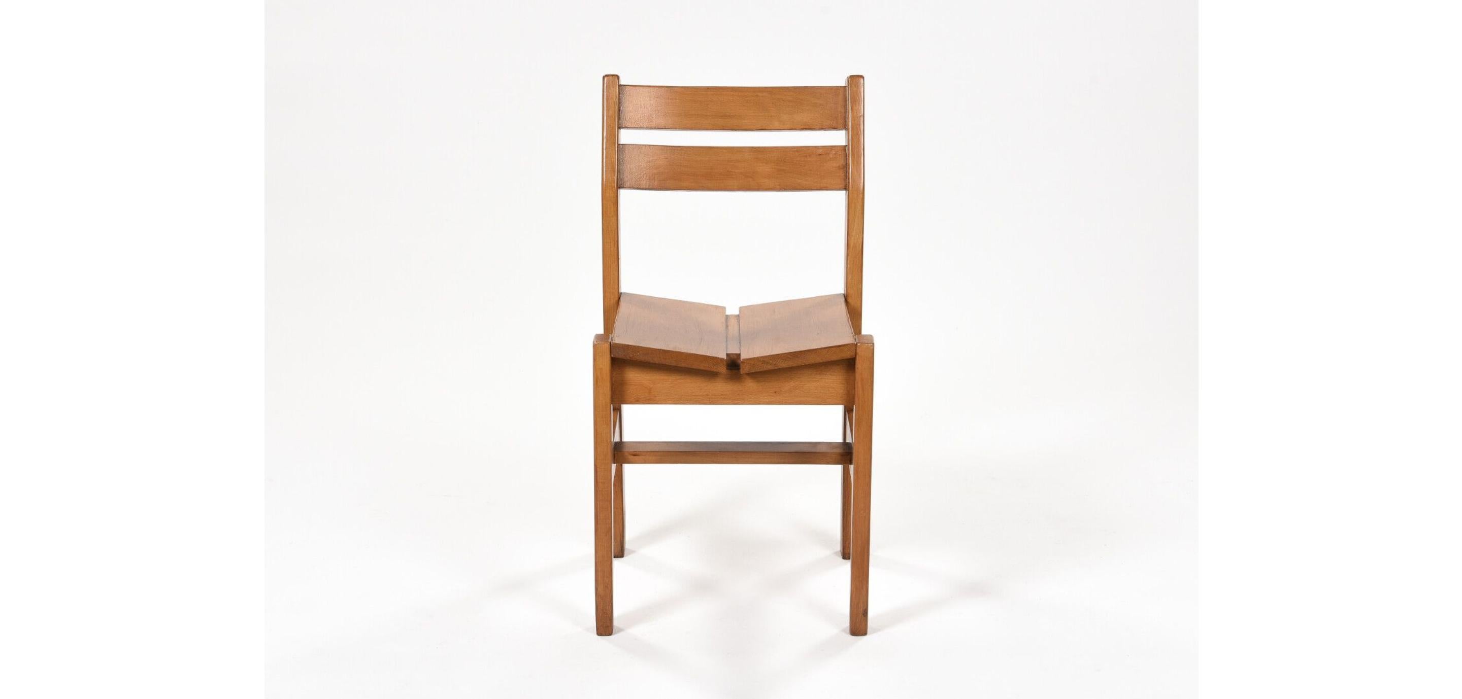 French Dining Chairs in Solid Elm in style of Charlotte Perriand Produced, 1960s In Good Condition In Stockholm, SE