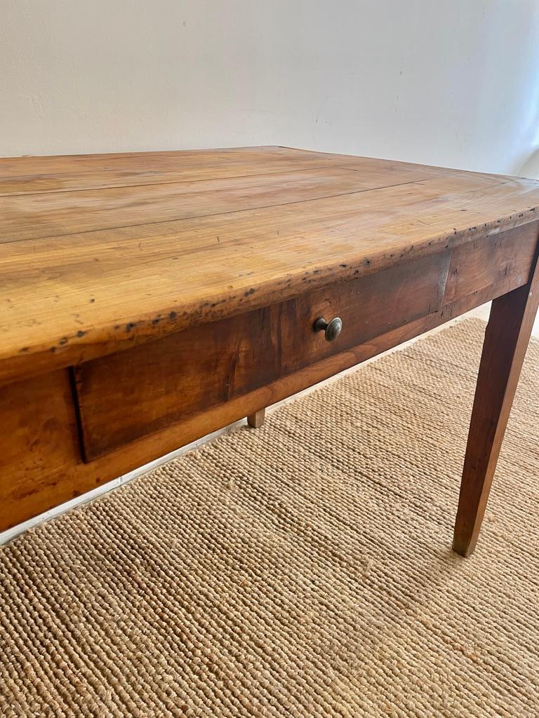 Oak French dining Table, Mid 20th Century For Sale