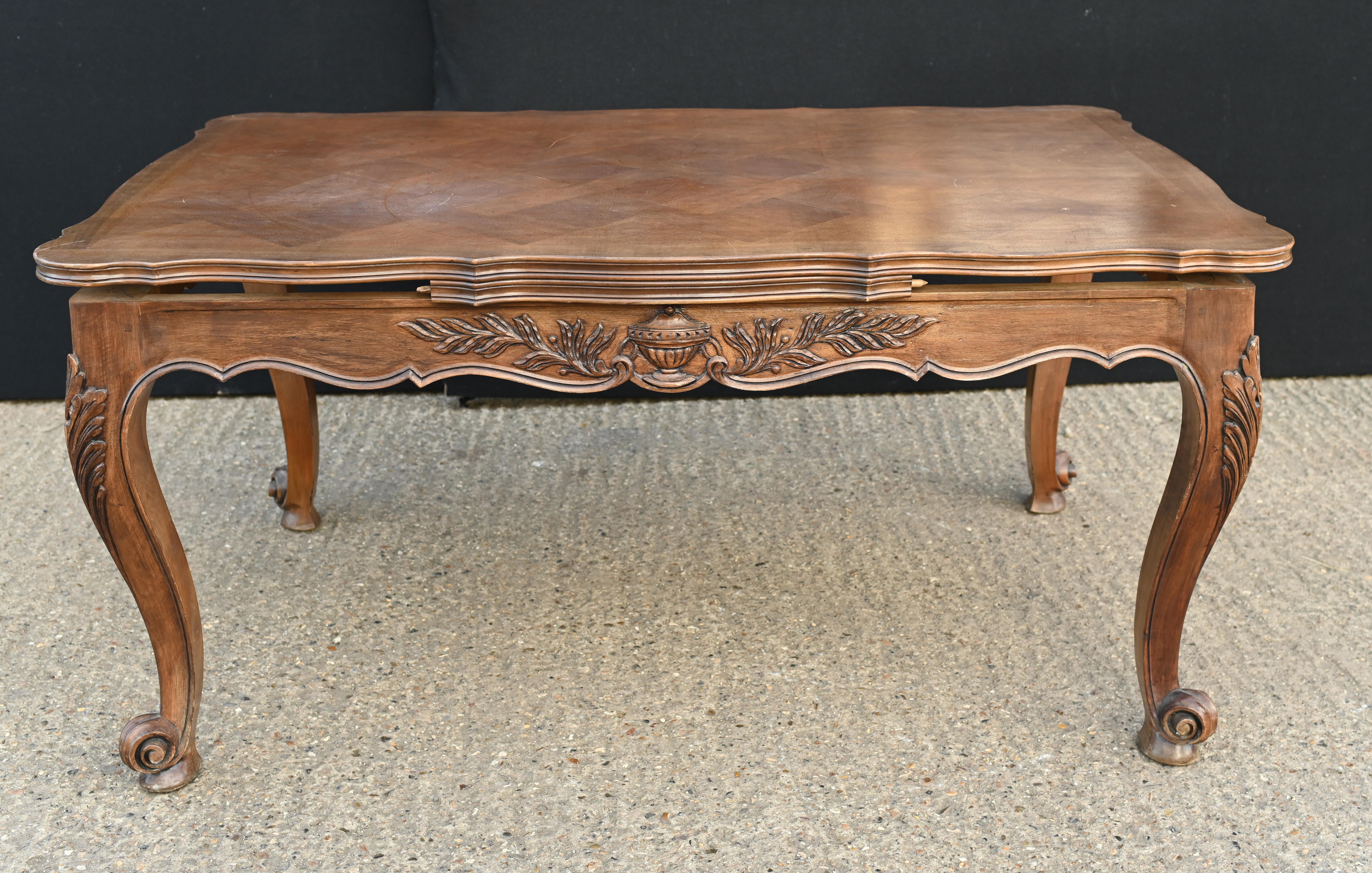 Early 20th Century French Dining Table Extending Farmhouse Parquetry For Sale