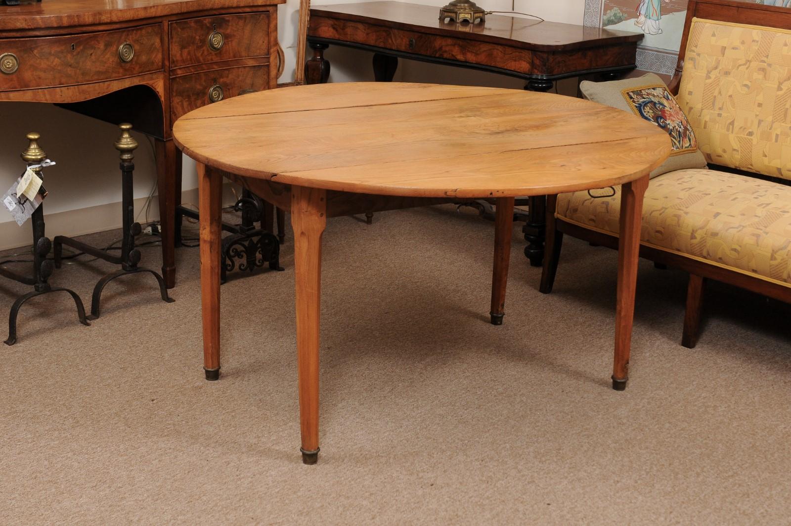 French Directoire Ashwood Oval Drop-Leaf Table, circa 1800 3