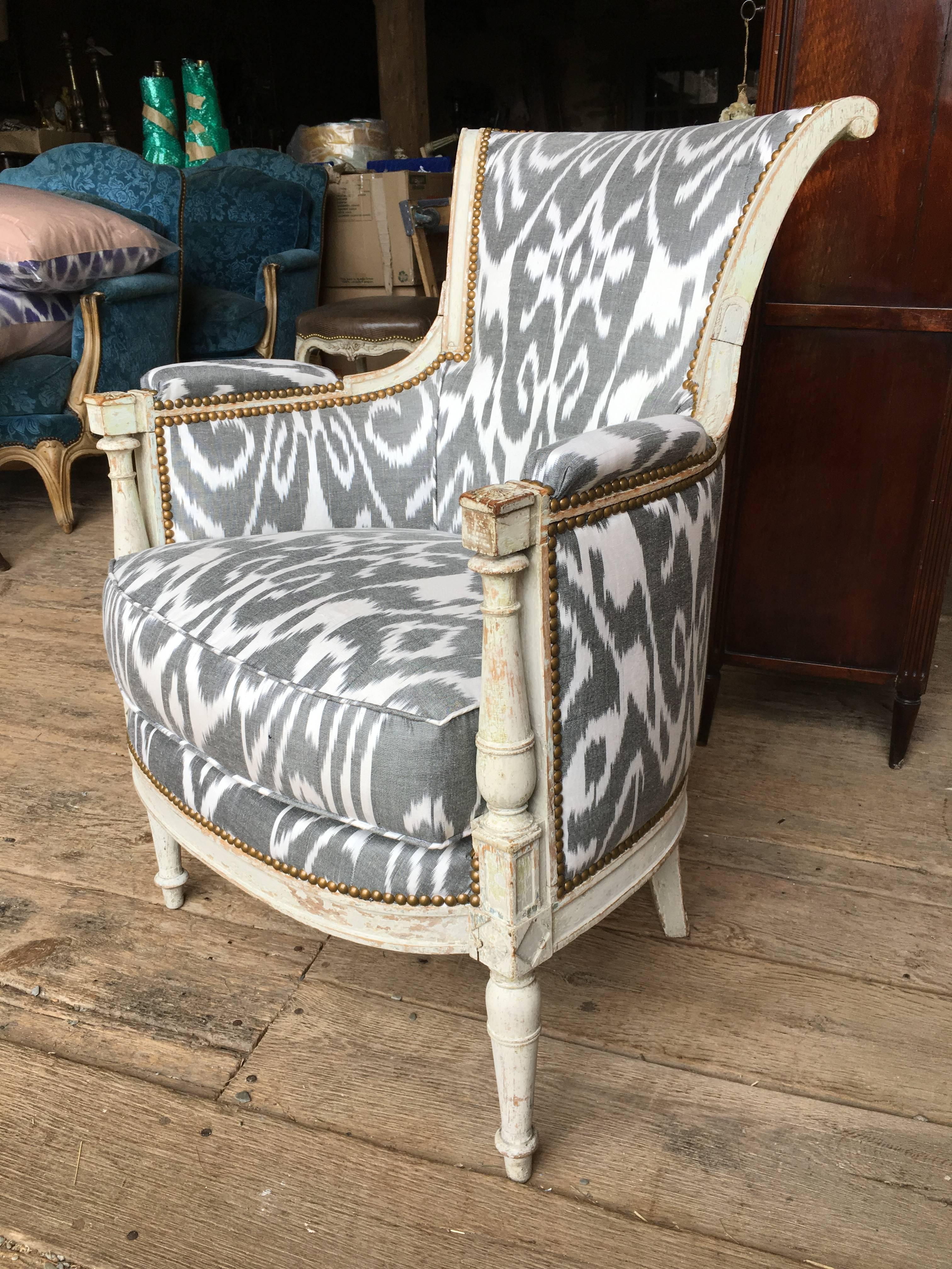 French Directoire Bergere in Ikat Fabric, circa 1800 8