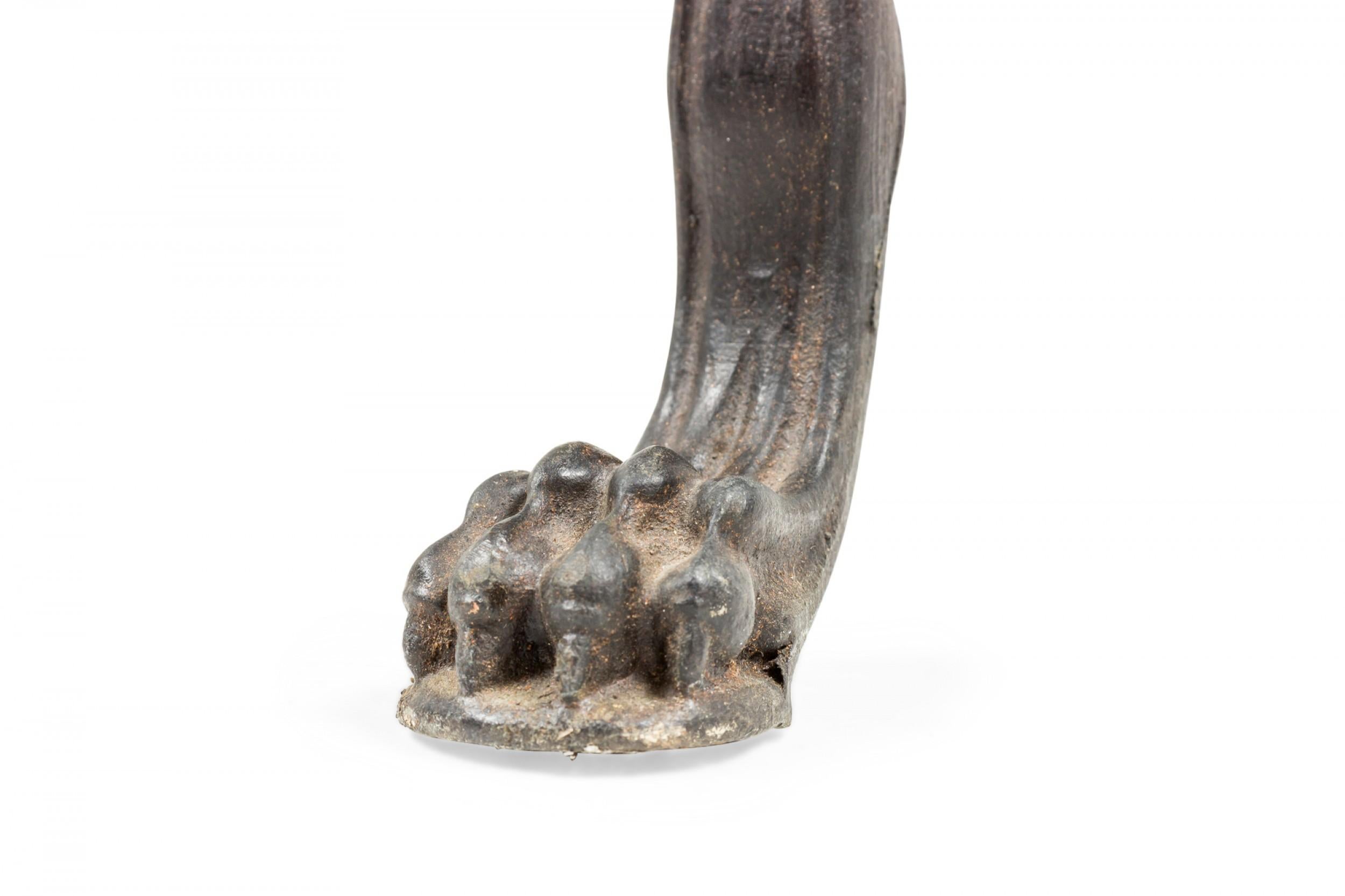 Table d'appoint en bronze directoire français à plateau en marbre en vente 3
