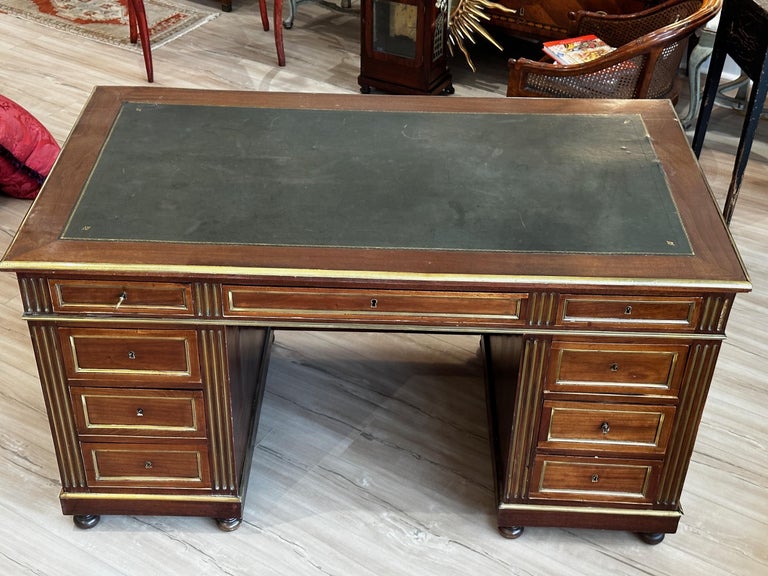 French Directoire Double Pedestal Writing Desk In Good Condition For Sale In Kilmarnock, VA