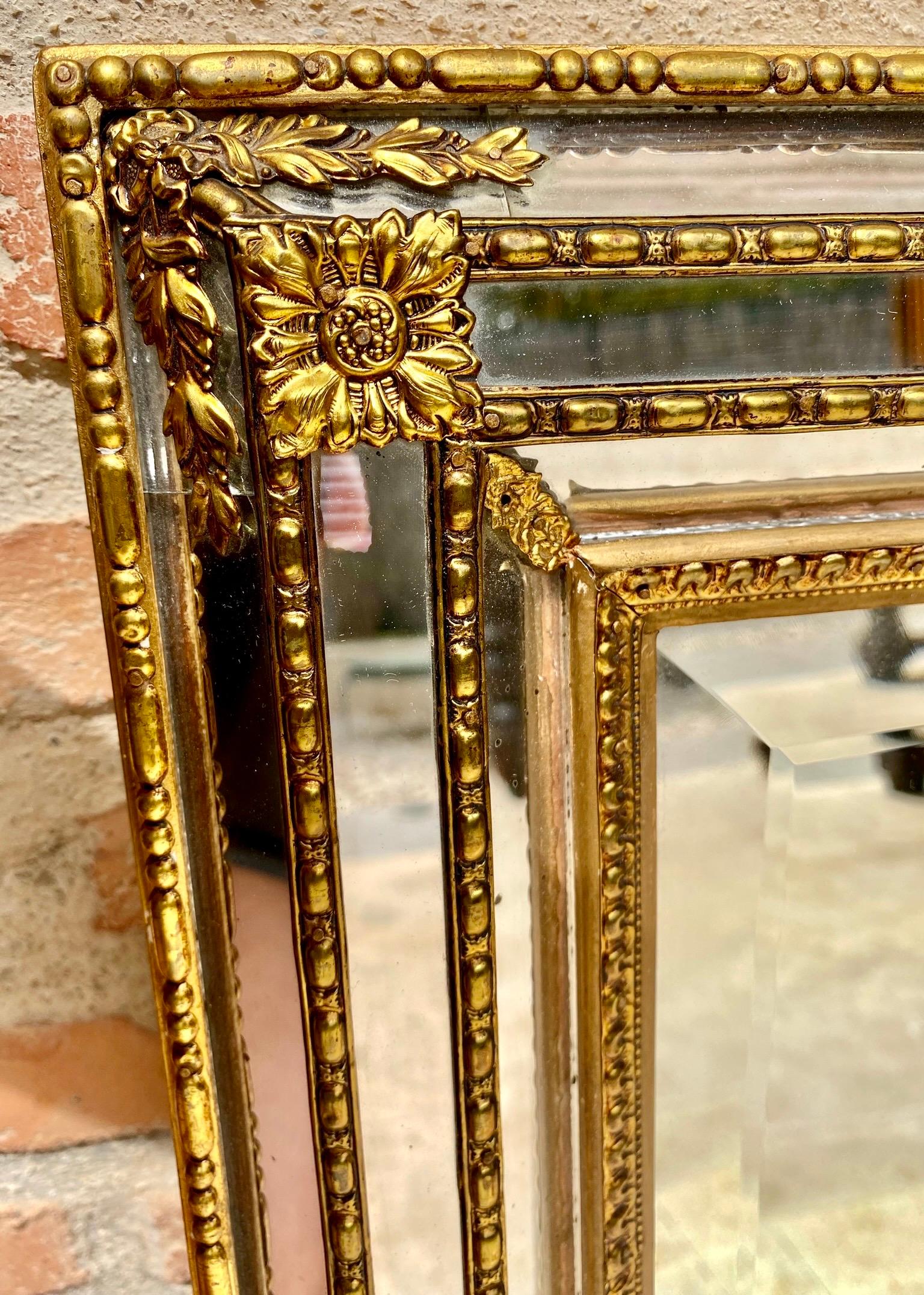 French Directoire Gilded Carved Wood Wall Mirror, 1940s For Sale 4