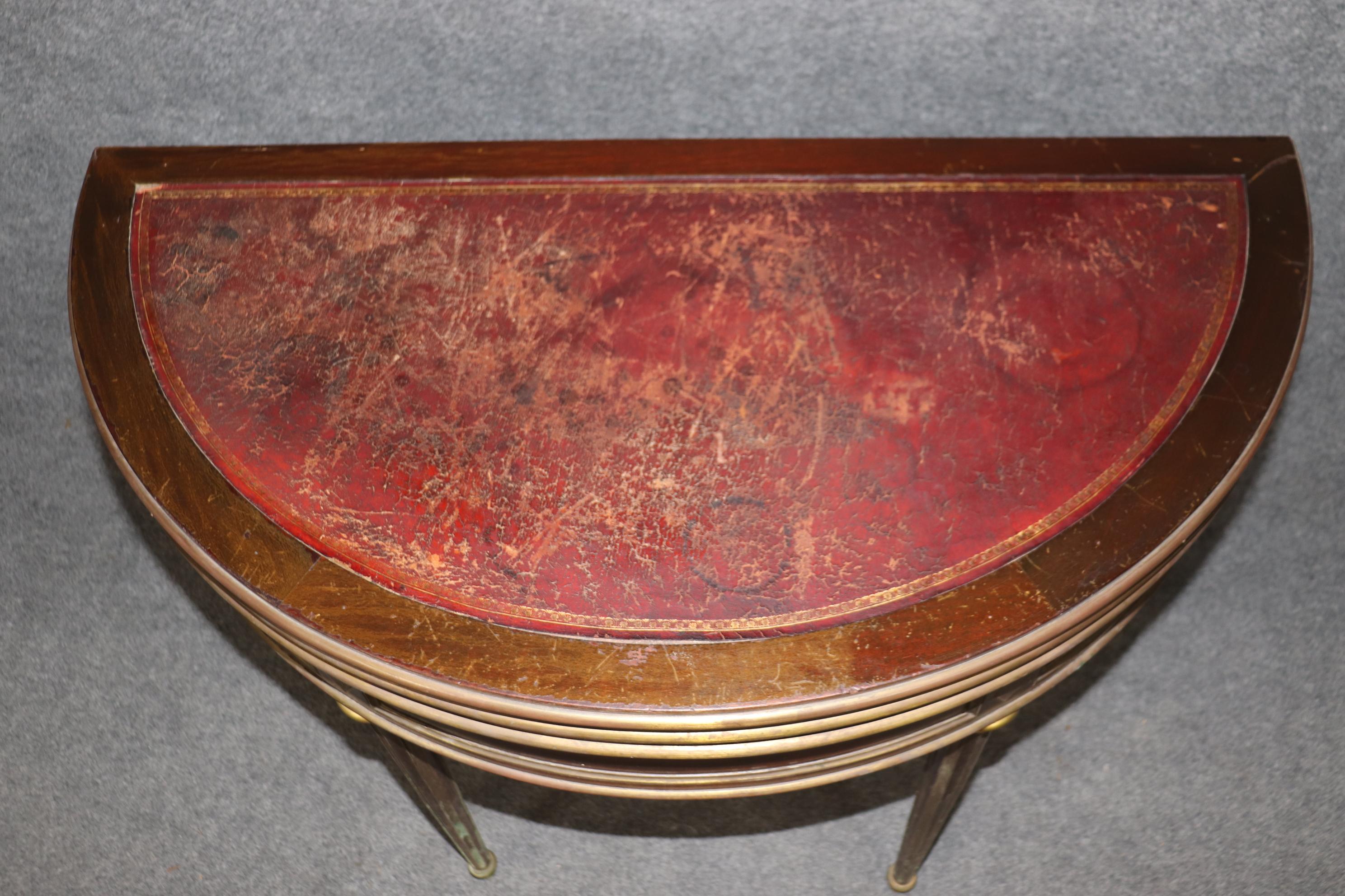 Directoire français de style Louis XVI  Table de jeu à plateau rabattable en vente 5