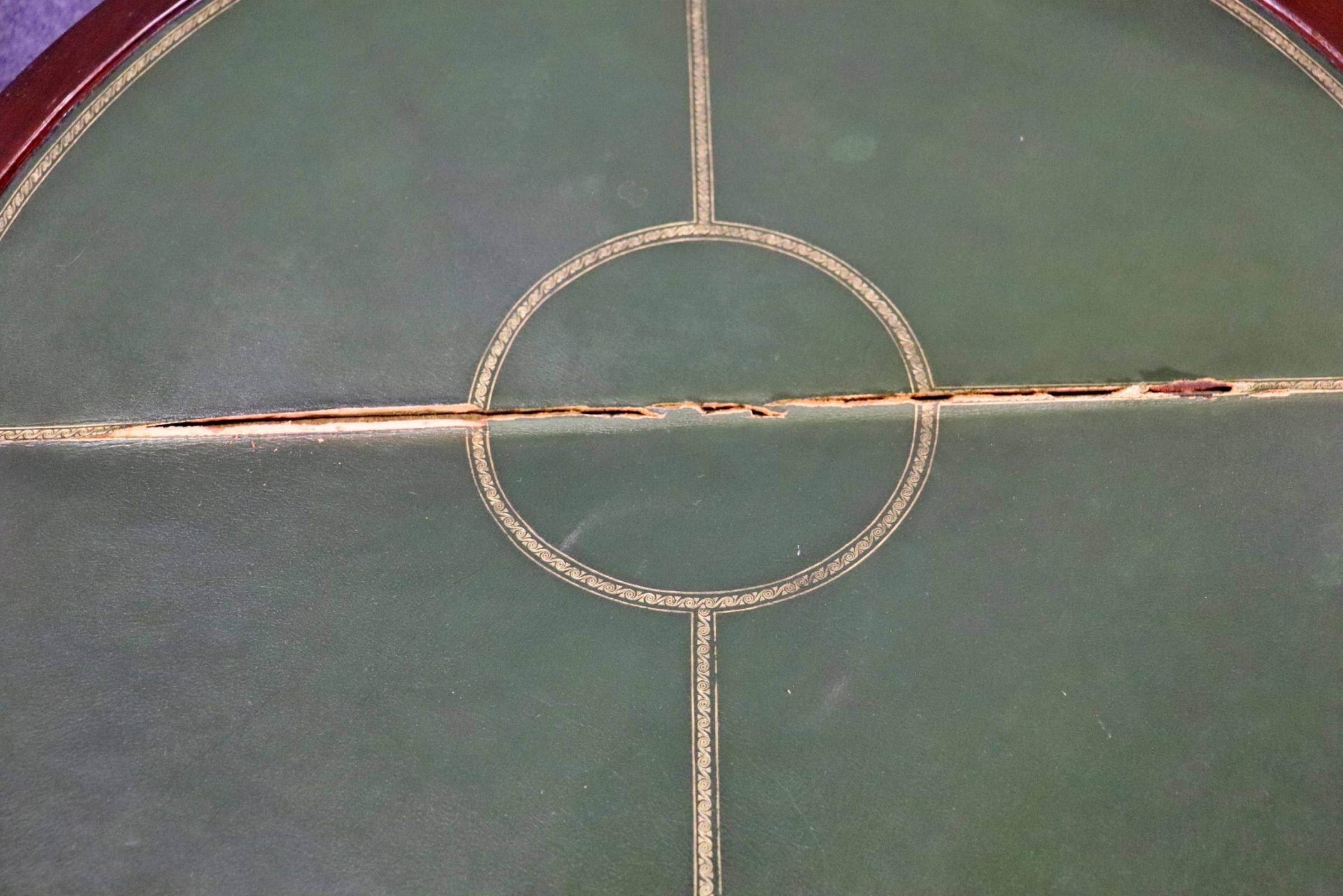 Directoire français de style Louis XVI  Table de jeu à plateau rabattable Bon état - En vente à Swedesboro, NJ