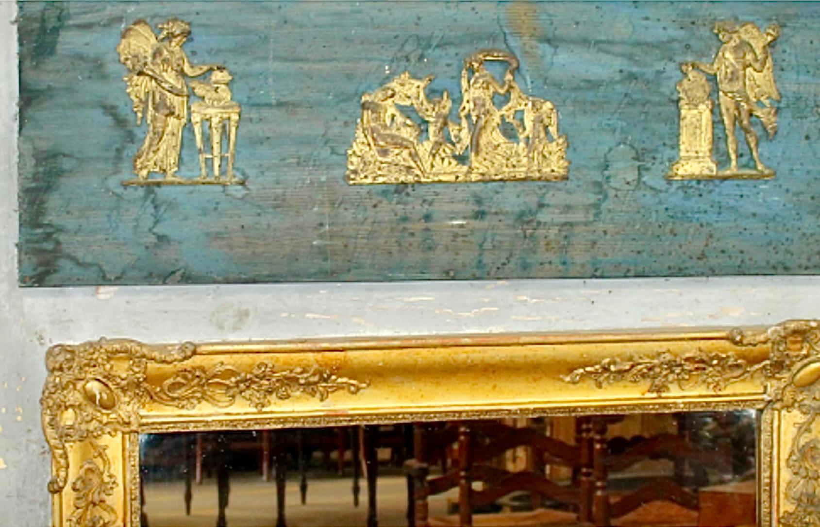 Miroir Trumeau en bois doré et peint Directoire en vente 1