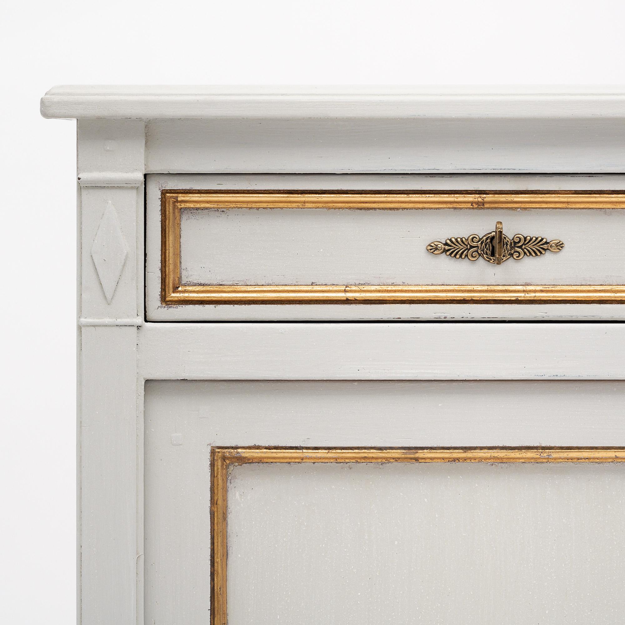Dipinto a mano Buffet francese dipinto in stile Directoire in vendita