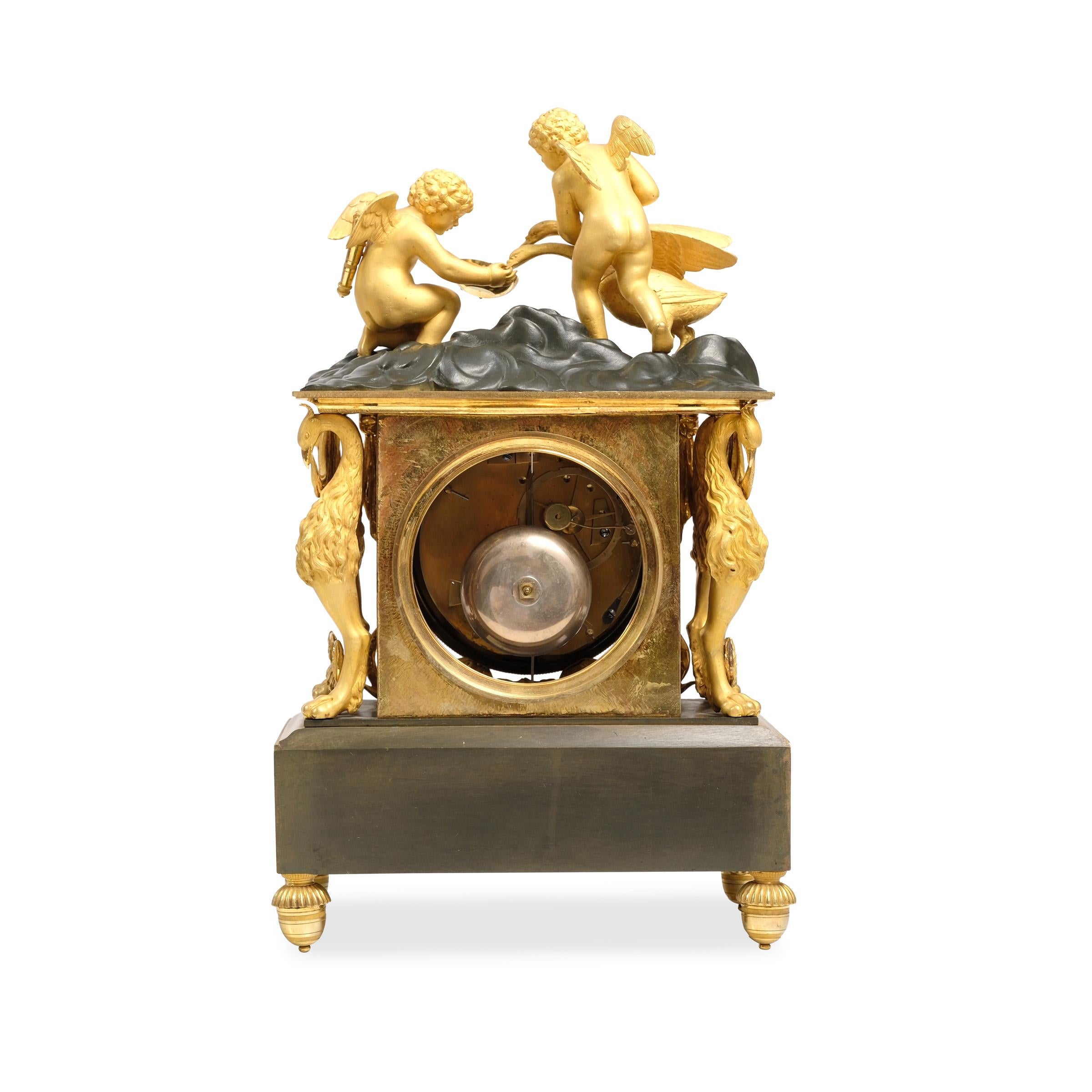 Bronze French Directoire Pendule Clock with Swans and Putti Paris 1790/1800  For Sale