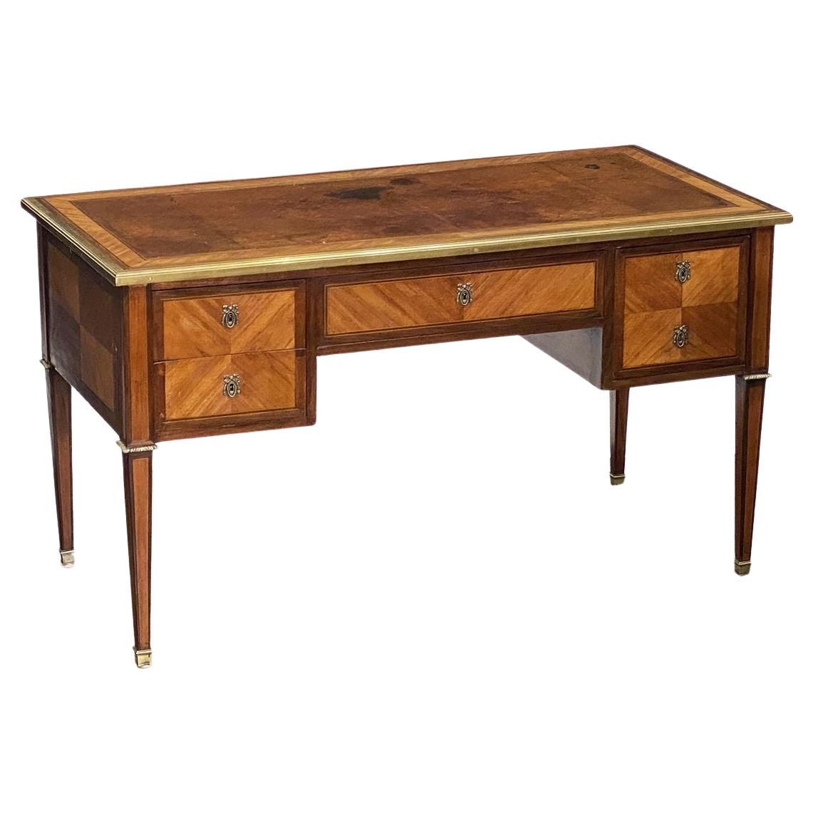 French Directoire Period Writing Desk of Walnut and Mahogany with Leather Top