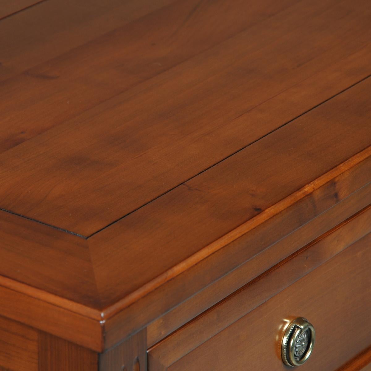 Ciliegio Tavolo consolle a 3 cassetti in stile francese Directoire in legno di ciliegio antico tinto in vendita