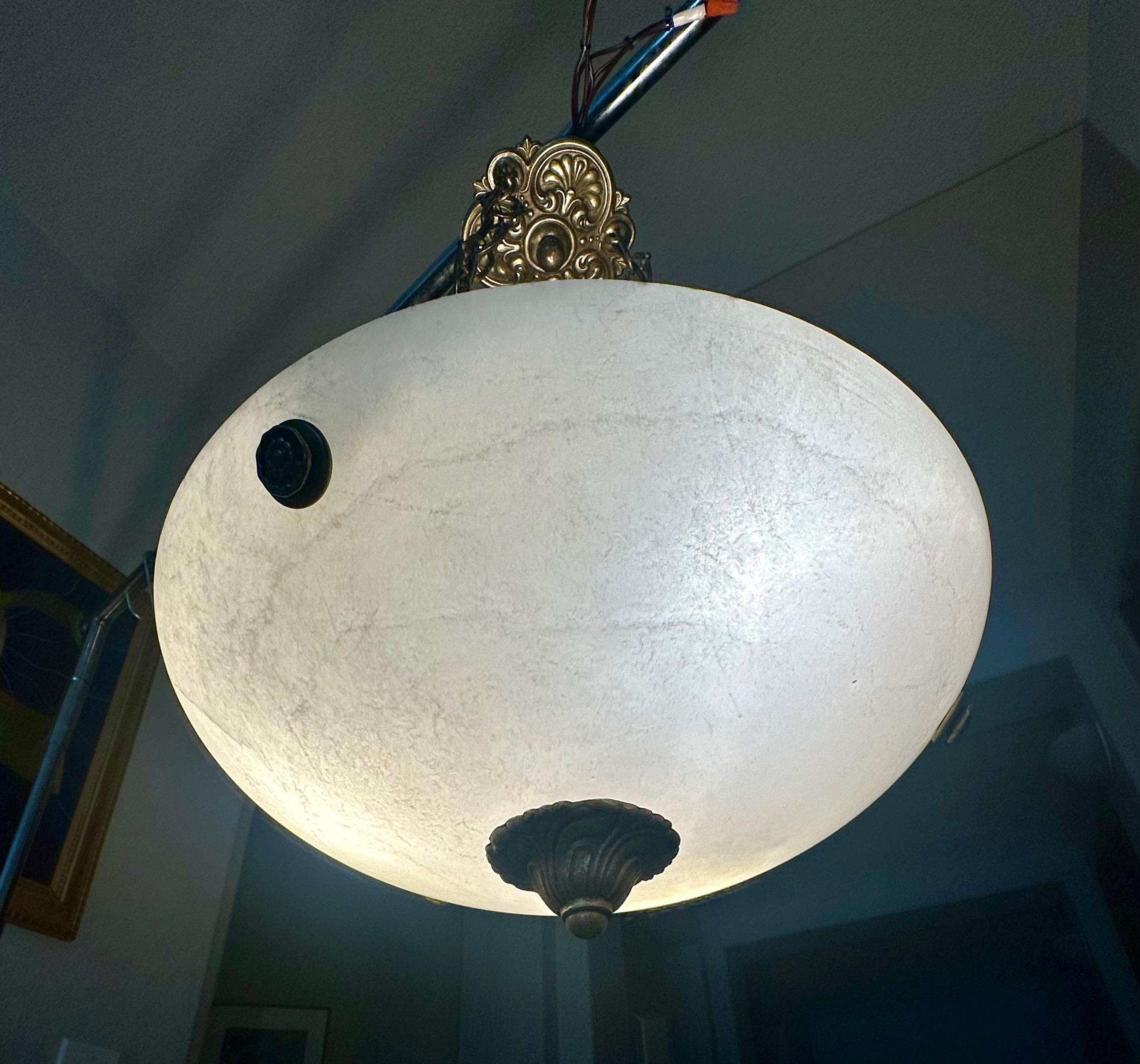 Lampadario a sospensione in alabastro in stile Directoire francese in vendita 9