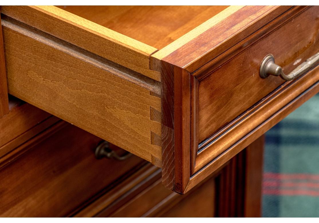Commode de style Directoire en vente 1