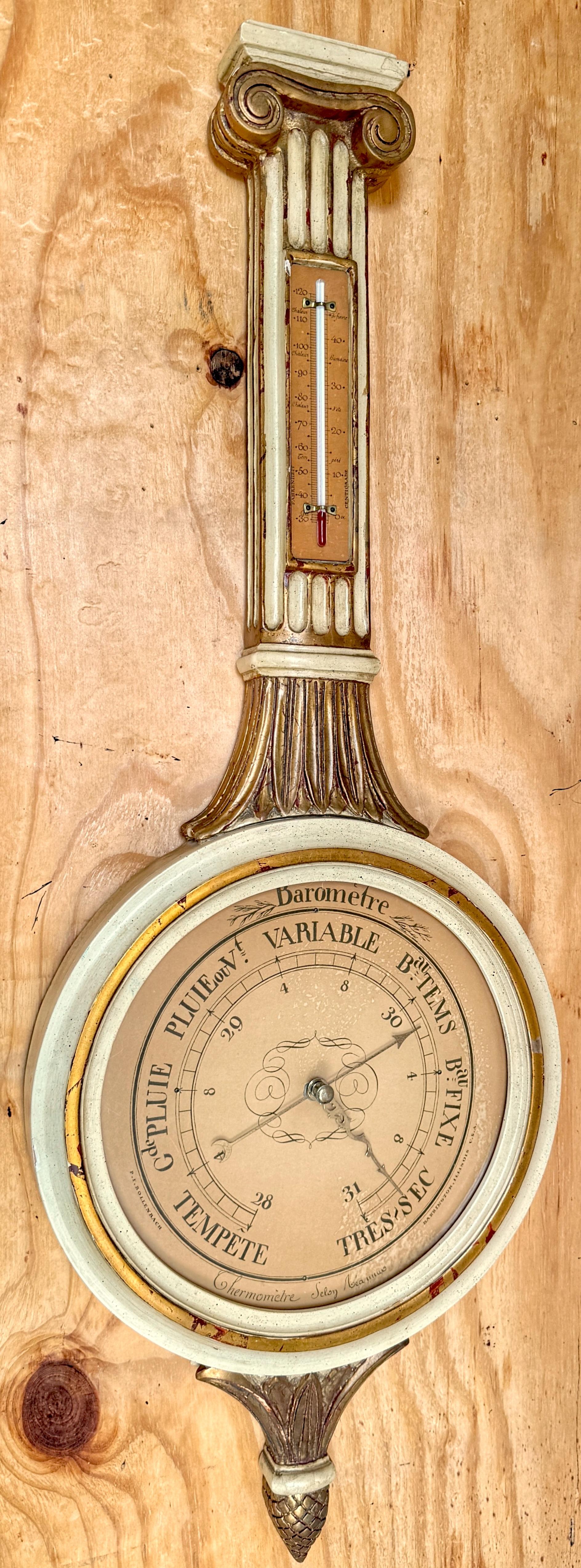 Barómetro Directoire Francés Pintado al Crema y Dorado Policromado 
P. F. Bollenbach Barómetro y Termómetro, Siglo XX

Impresionante barómetro Directoire de estilo francés, pintado en crema y dorado policromado, fabricado en EE.UU. en el siglo XX.