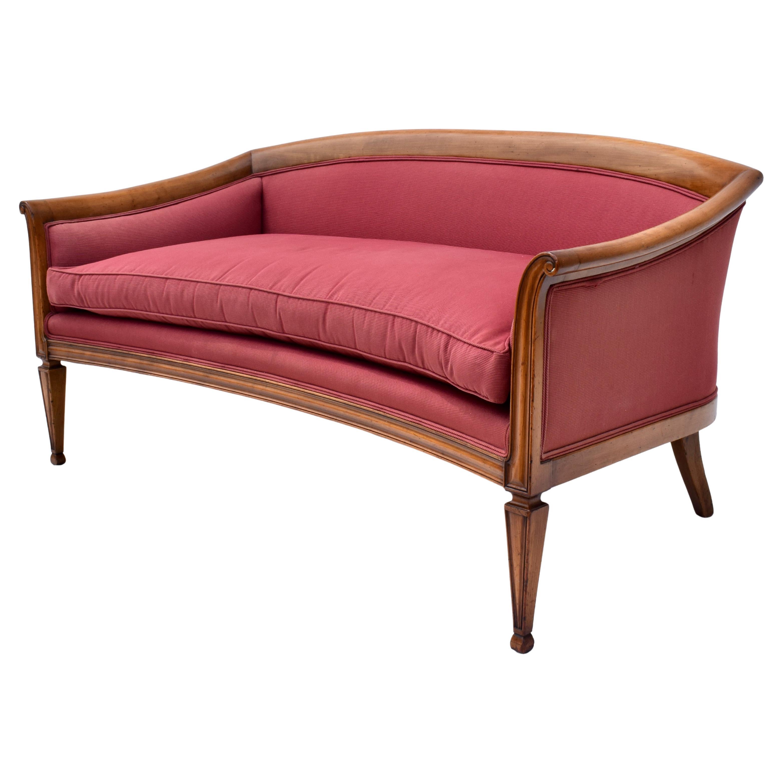 Französischer Directoire-Stil Loveseat Sofa im Zustand „Gut“ im Angebot in Southampton, NJ