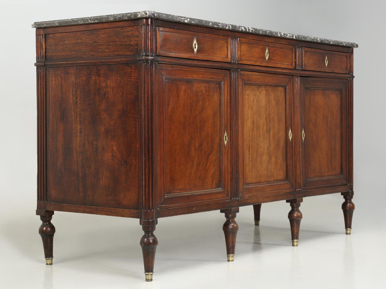 French Directoire Style Mahogany Buffet with Original Grey Marble Top Unrestored In Good Condition In Chicago, IL