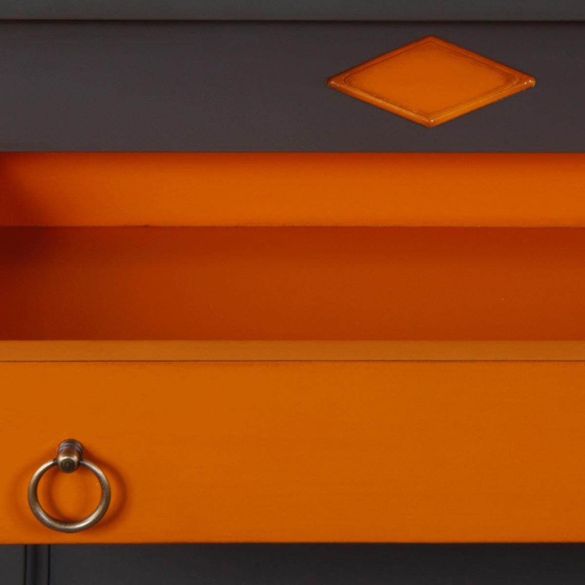 Escritorio Secretario Mediano-Grande Estilo Directoire Francés en Madera, Naranja y Gris Cuero en venta