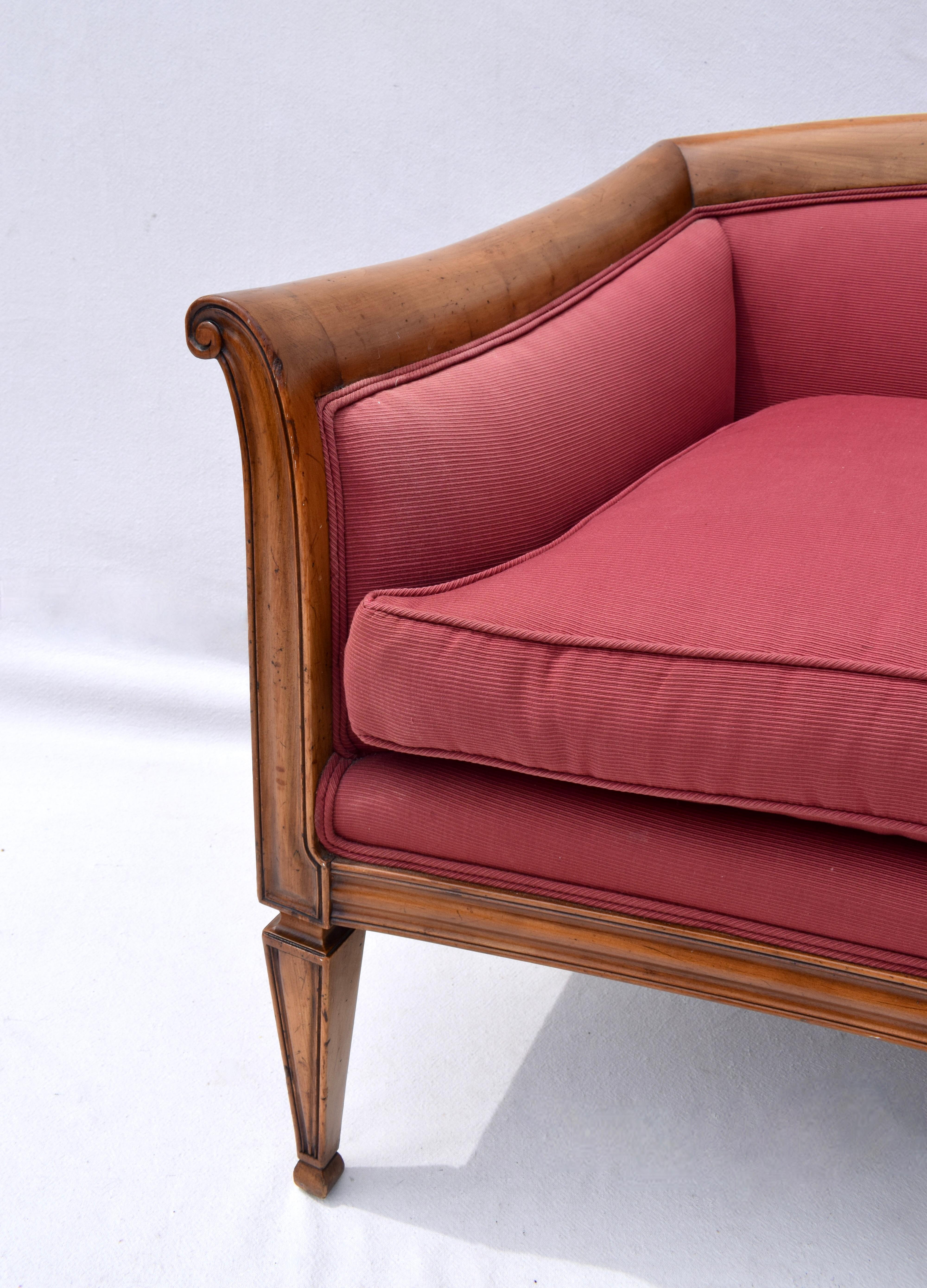 Canapé de style Directoire français en cerisier en vente 6