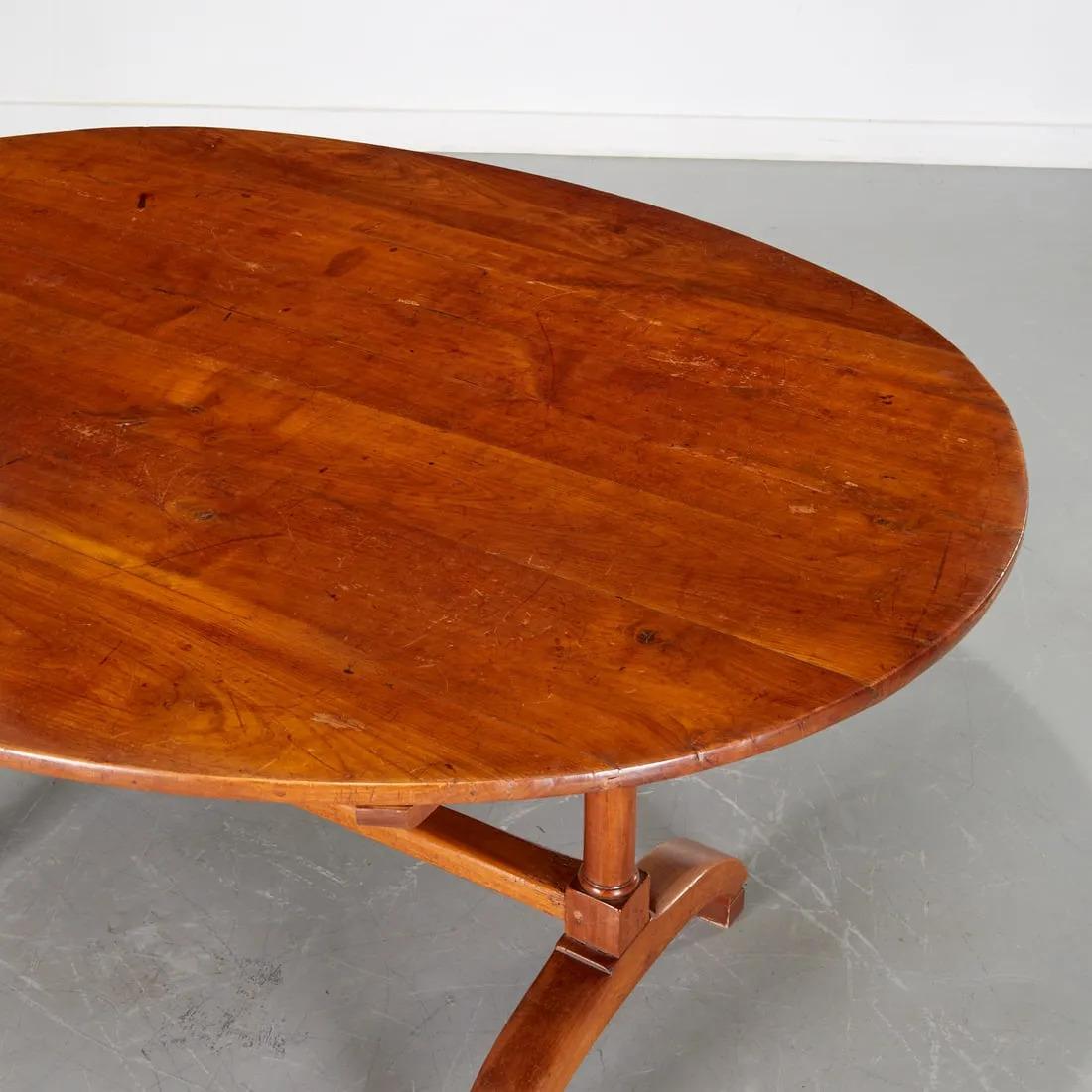 French Directoire Tilt-top Wine Tasting Table, C. 1800 In Good Condition For Sale In Doylestown, PA