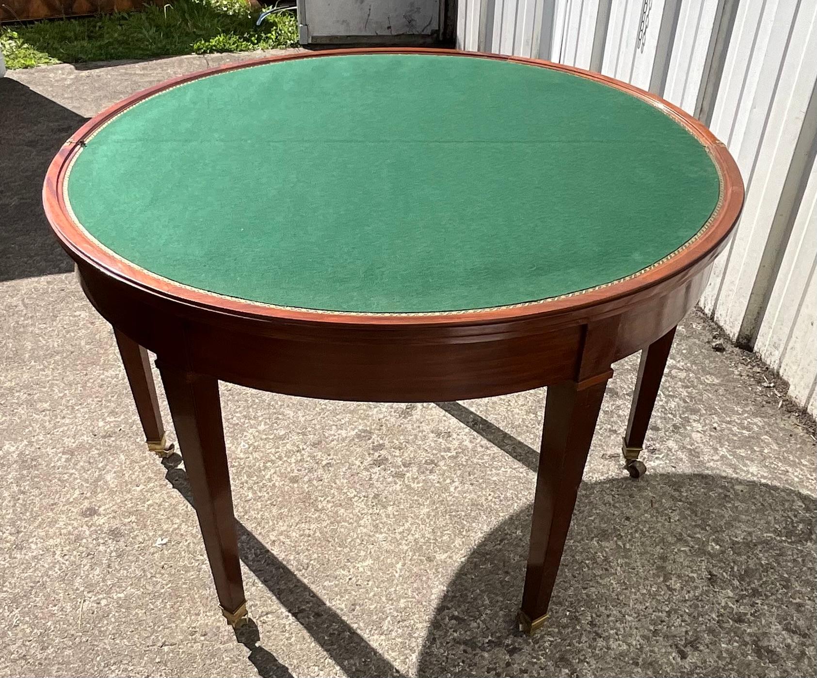 French Directoire Transformable Games Table, Late 18th – Early 19th Century For Sale 7