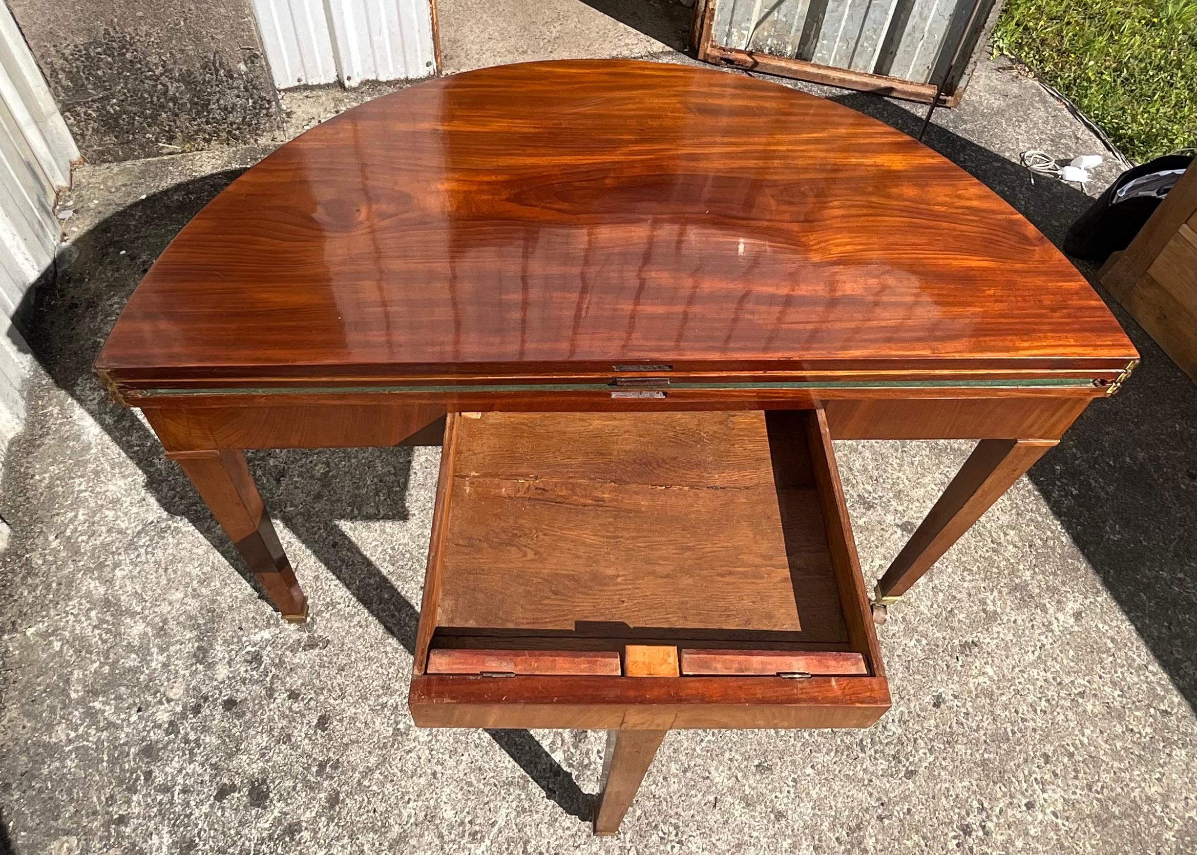 French Directoire Transformable Games Table, Late 18th – Early 19th Century For Sale 10